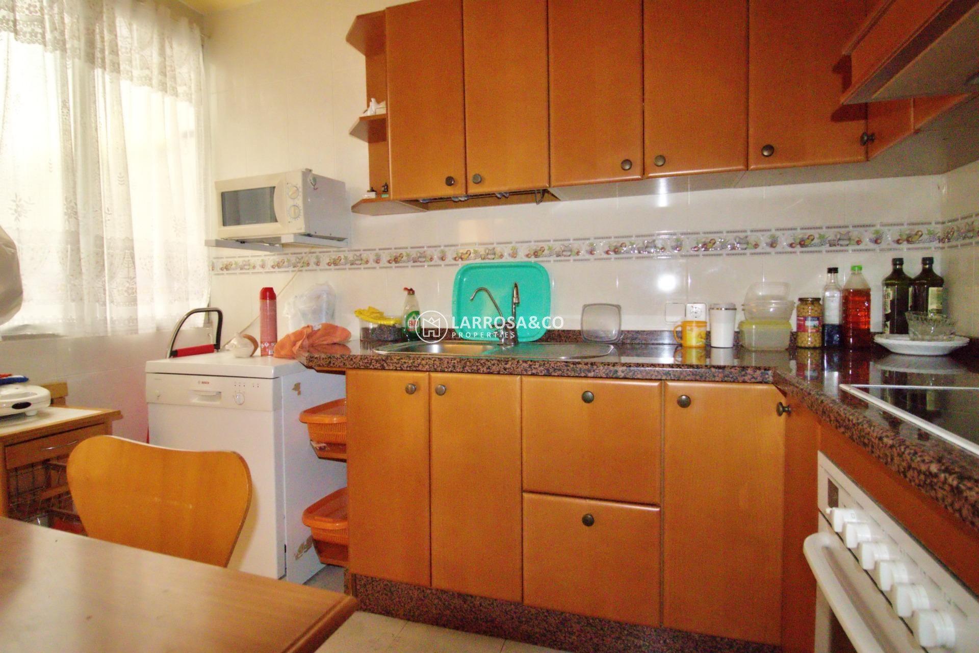 Resale - Apartment - Alicante - Benalua