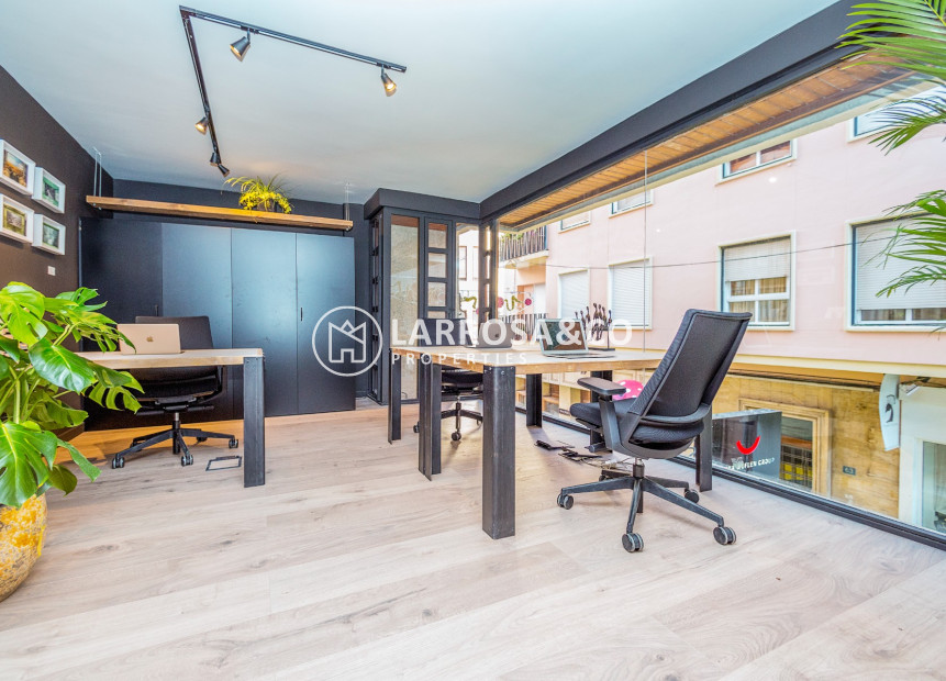 Resale - Apartment - Alicante - Costa Blanca