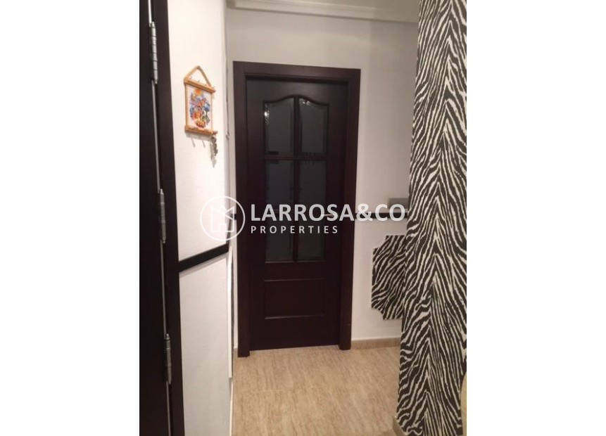 Resale - Apartment - Almoradí - Centro urbano 2