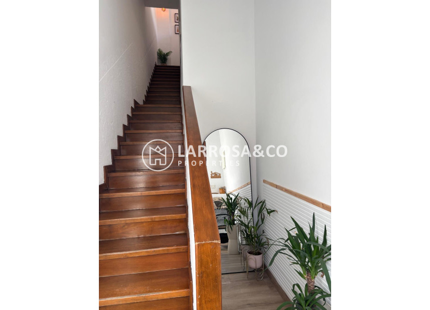 Resale - Apartment - Almoradí - Centro urbano 2