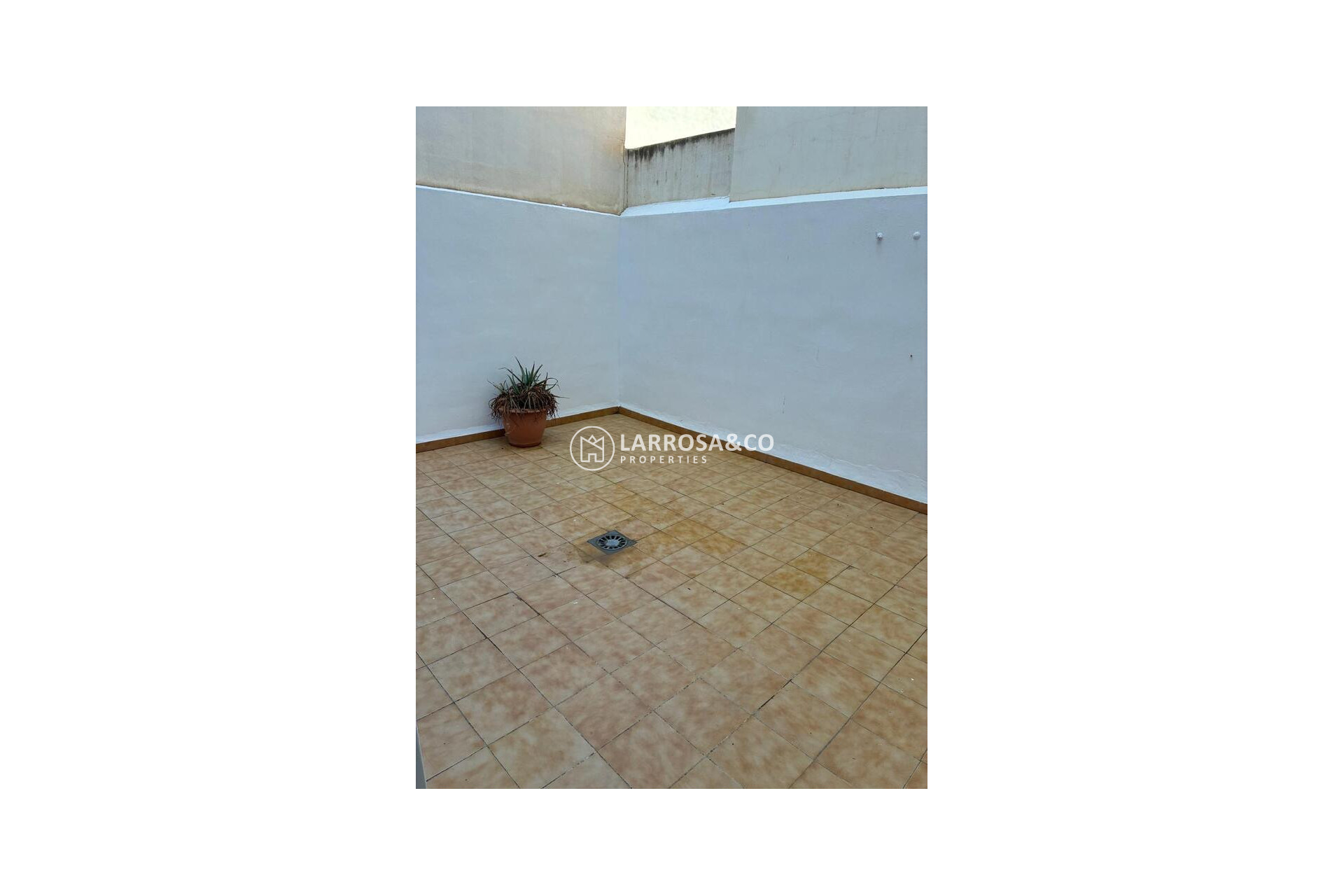 Resale - Apartment - Almoradí - Costa Blanca