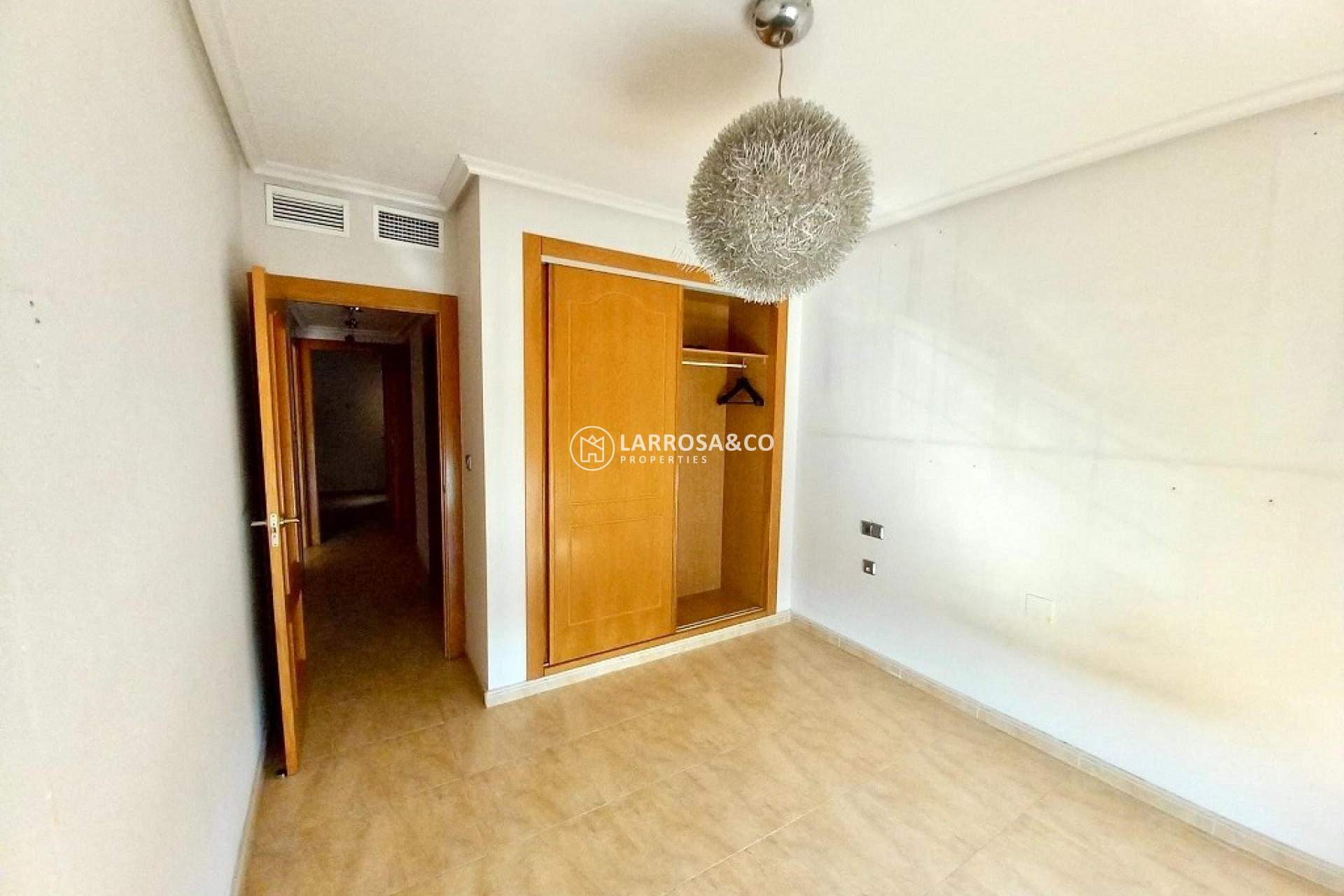 Resale - Apartment - Almoradí - Inland