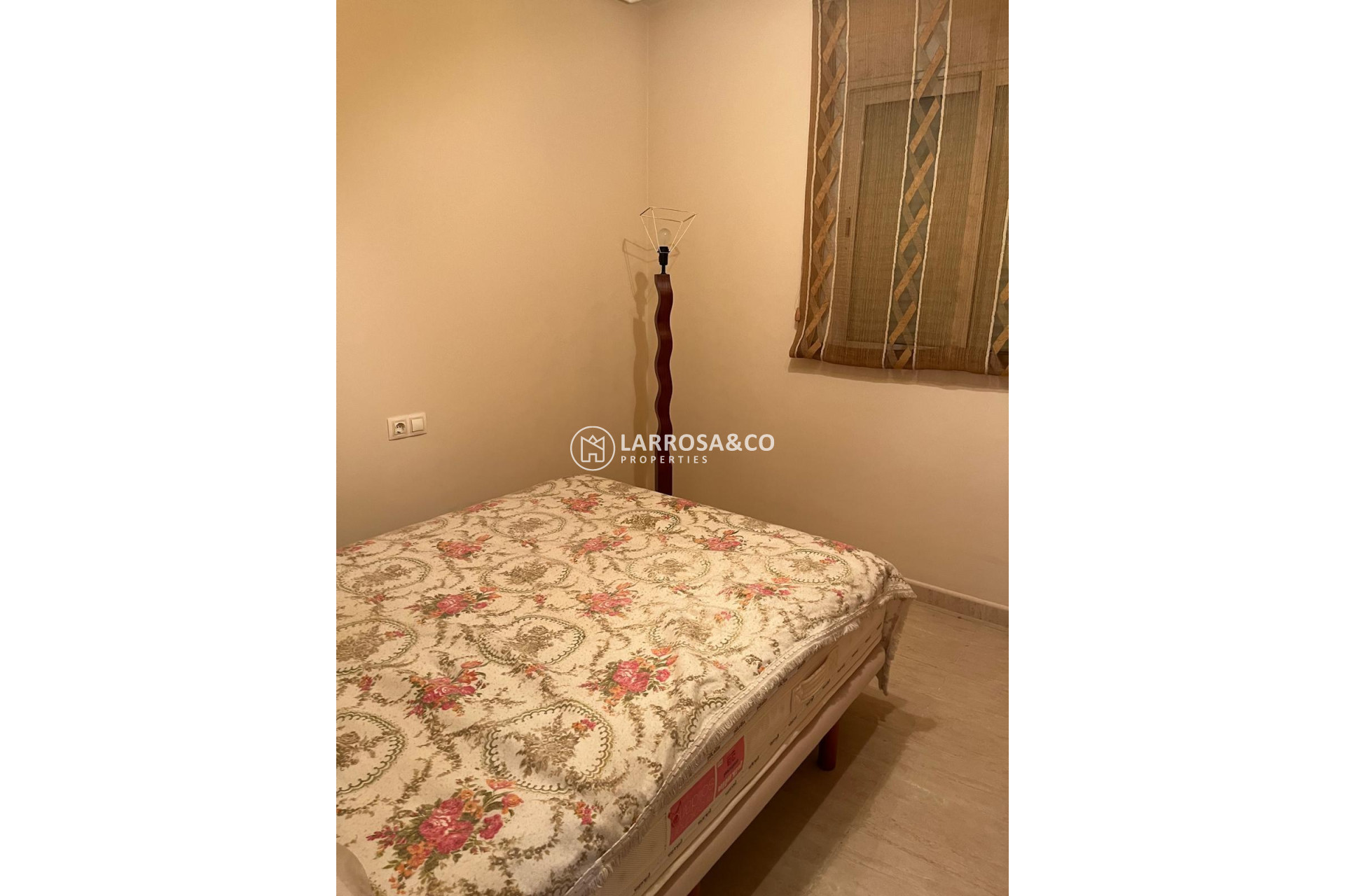 Resale - Apartment - Almoradí
