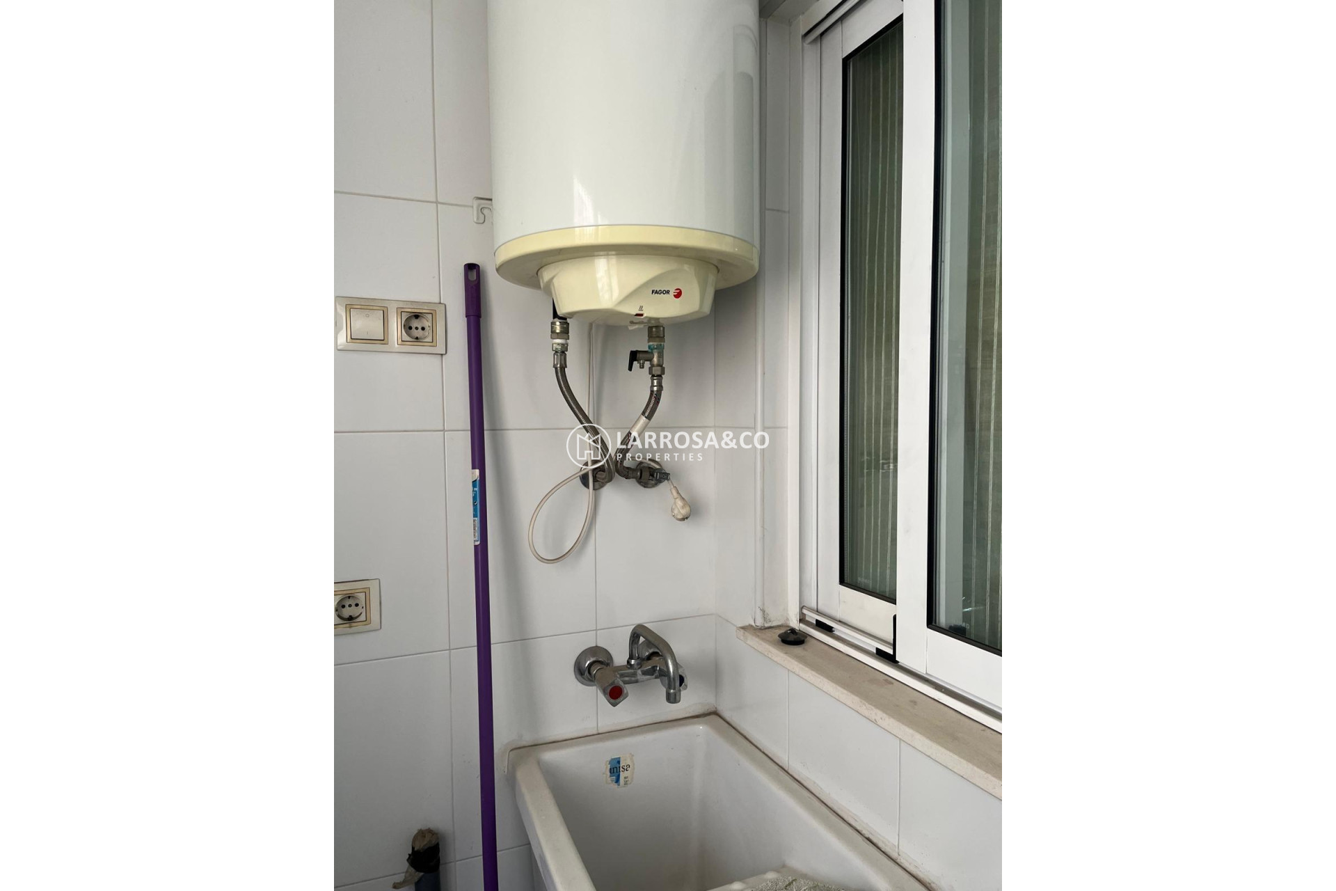 Resale - Apartment - Almoradí