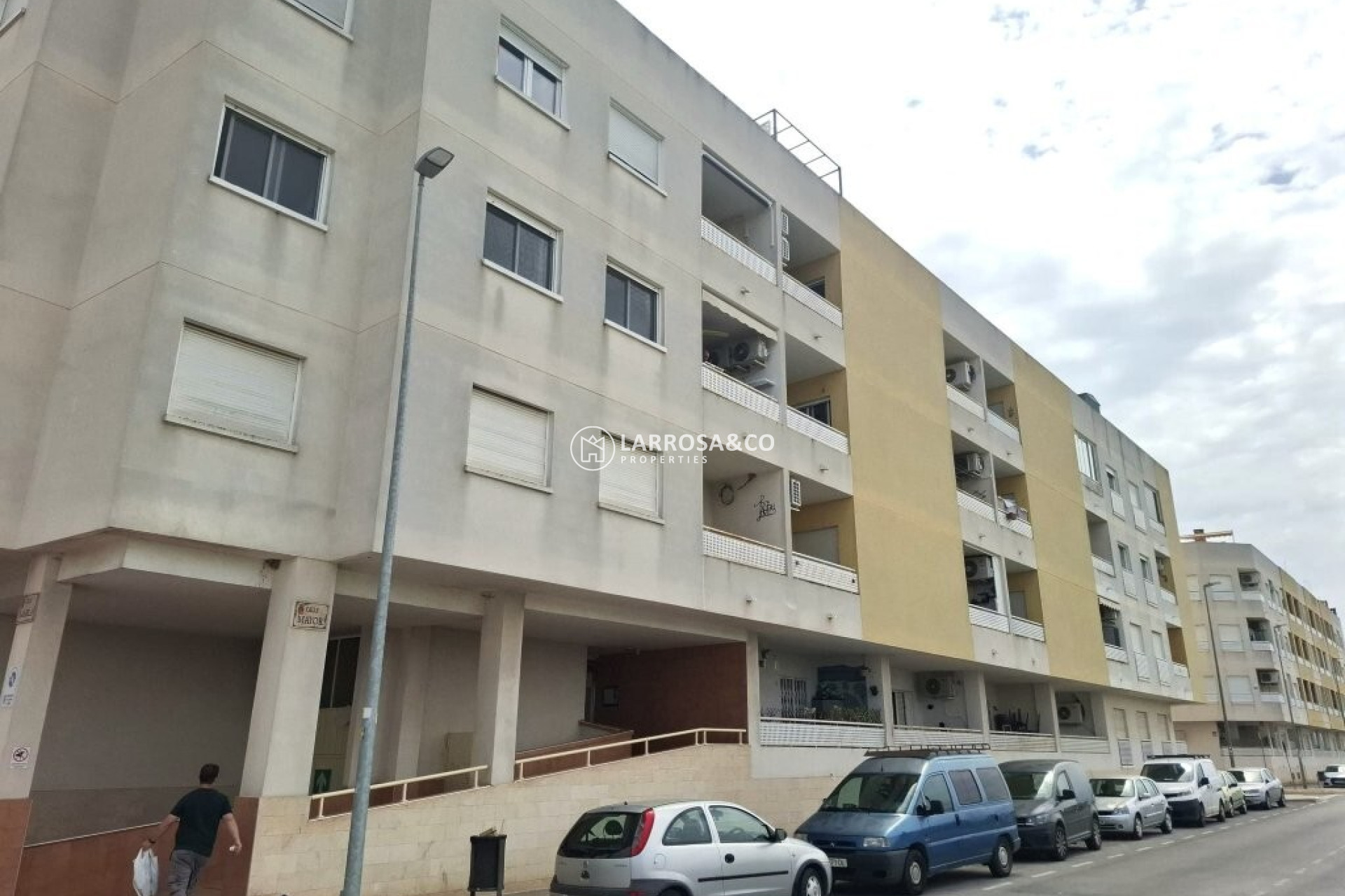 Resale - Apartment - Almoradí