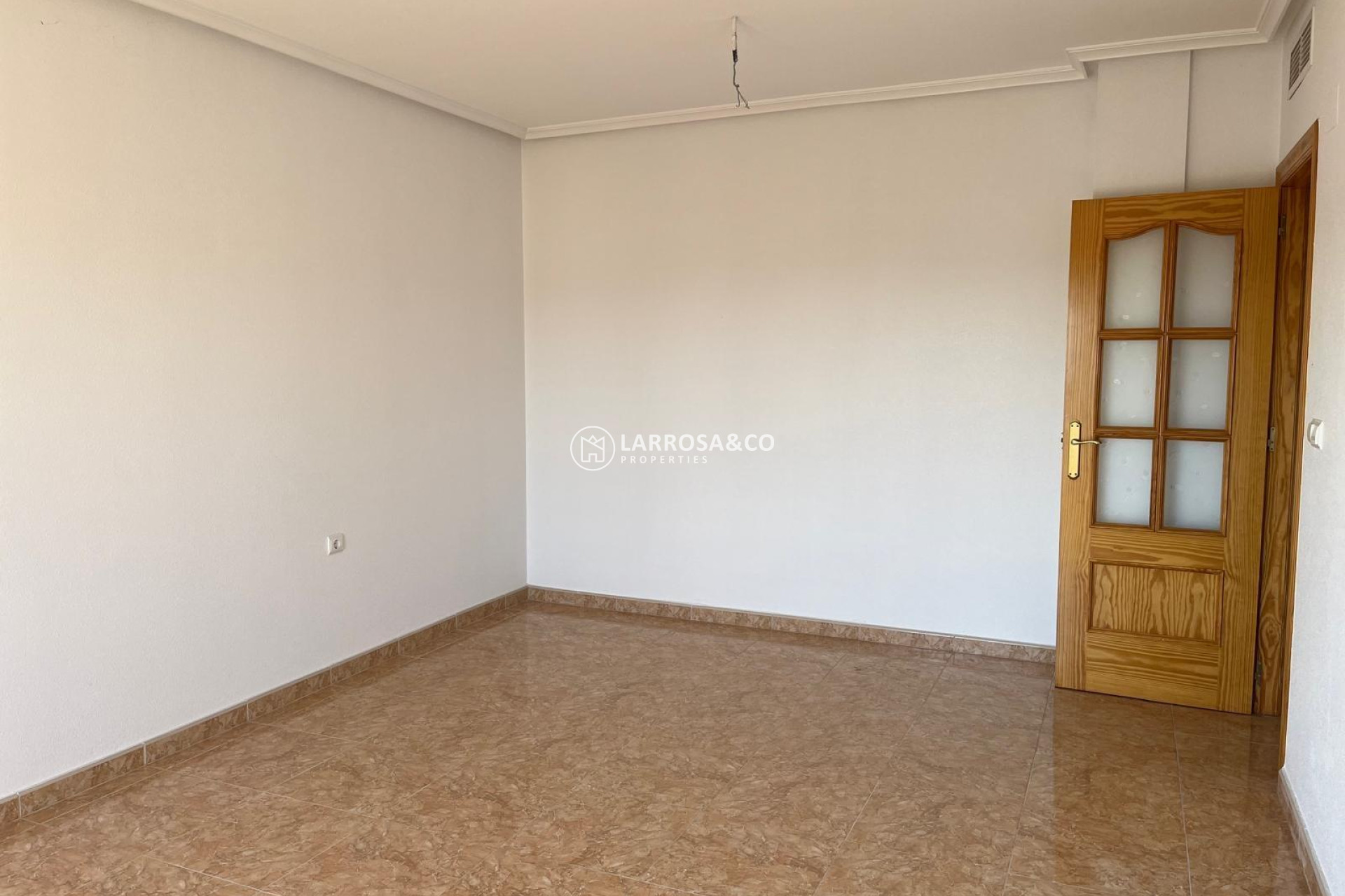 Resale - Apartment - Almoradí