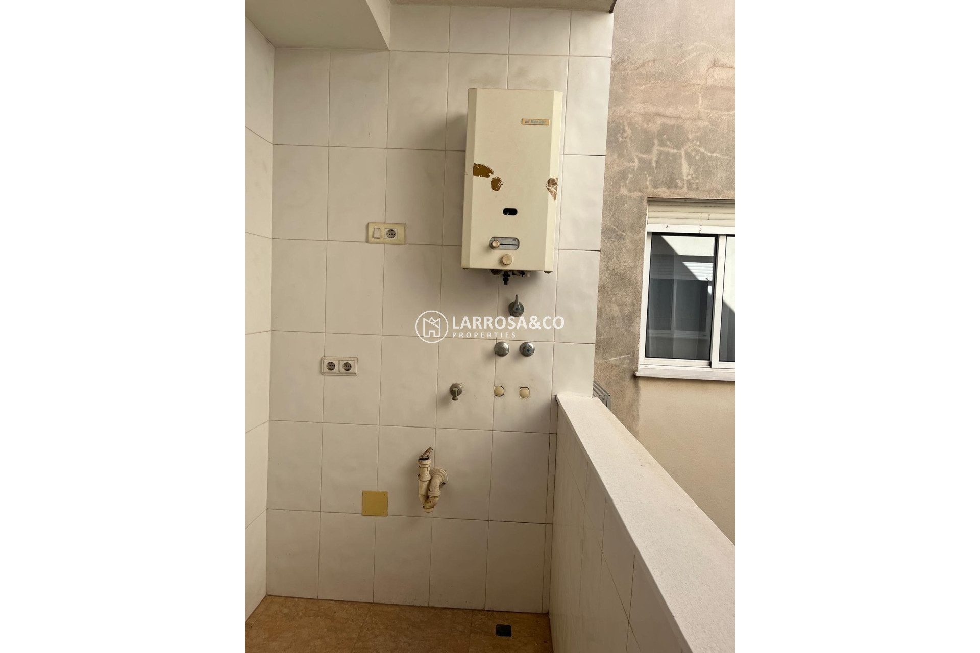 Resale - Apartment - Almoradí