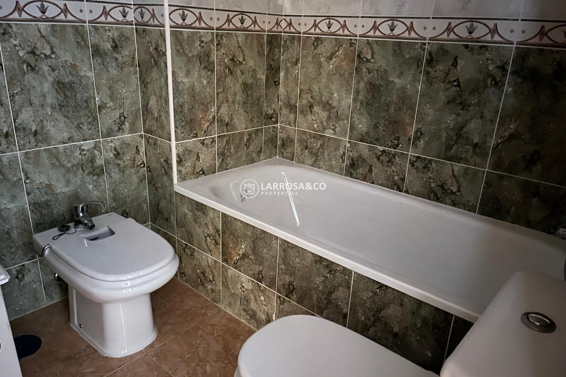 Resale - Apartment - Almoradí