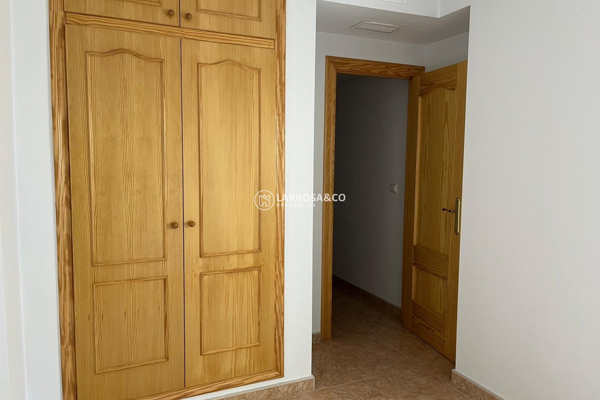 Resale - Apartment - Almoradí