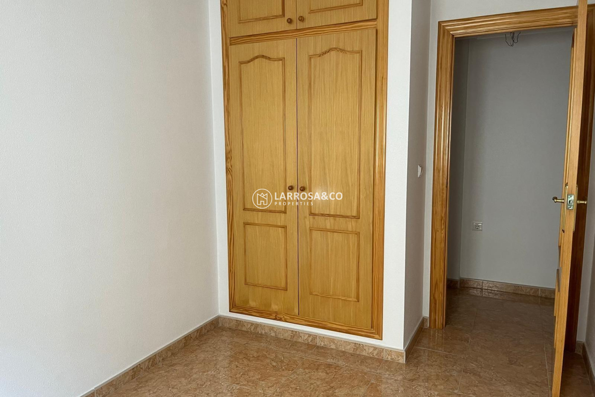 Resale - Apartment - Almoradí
