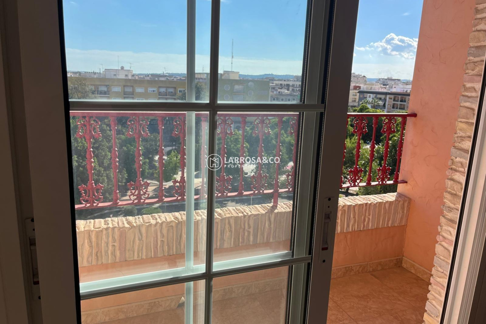 Resale - Apartment - Almoradí