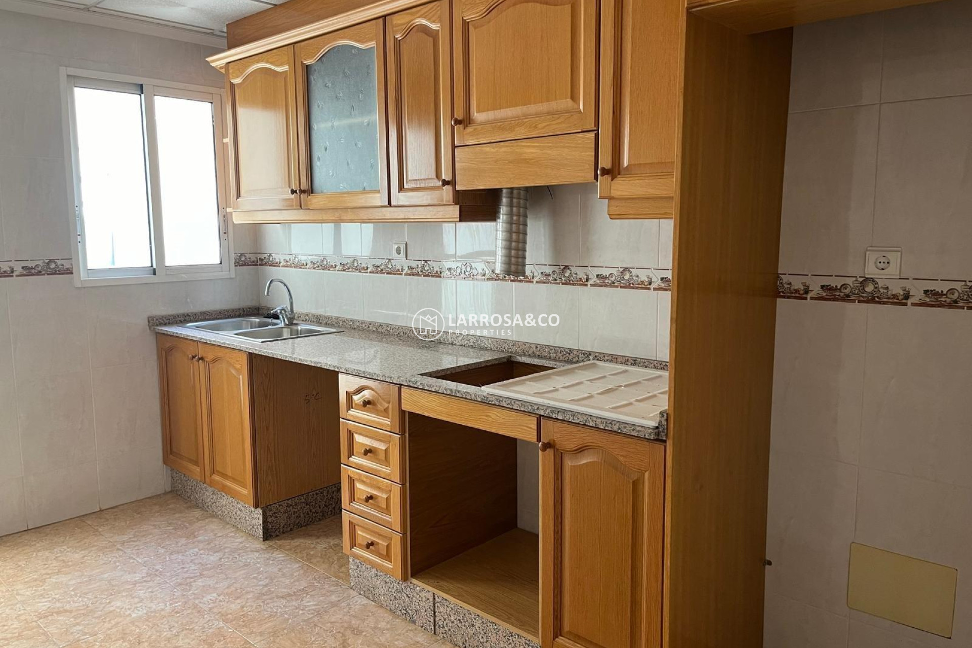 Resale - Apartment - Almoradí