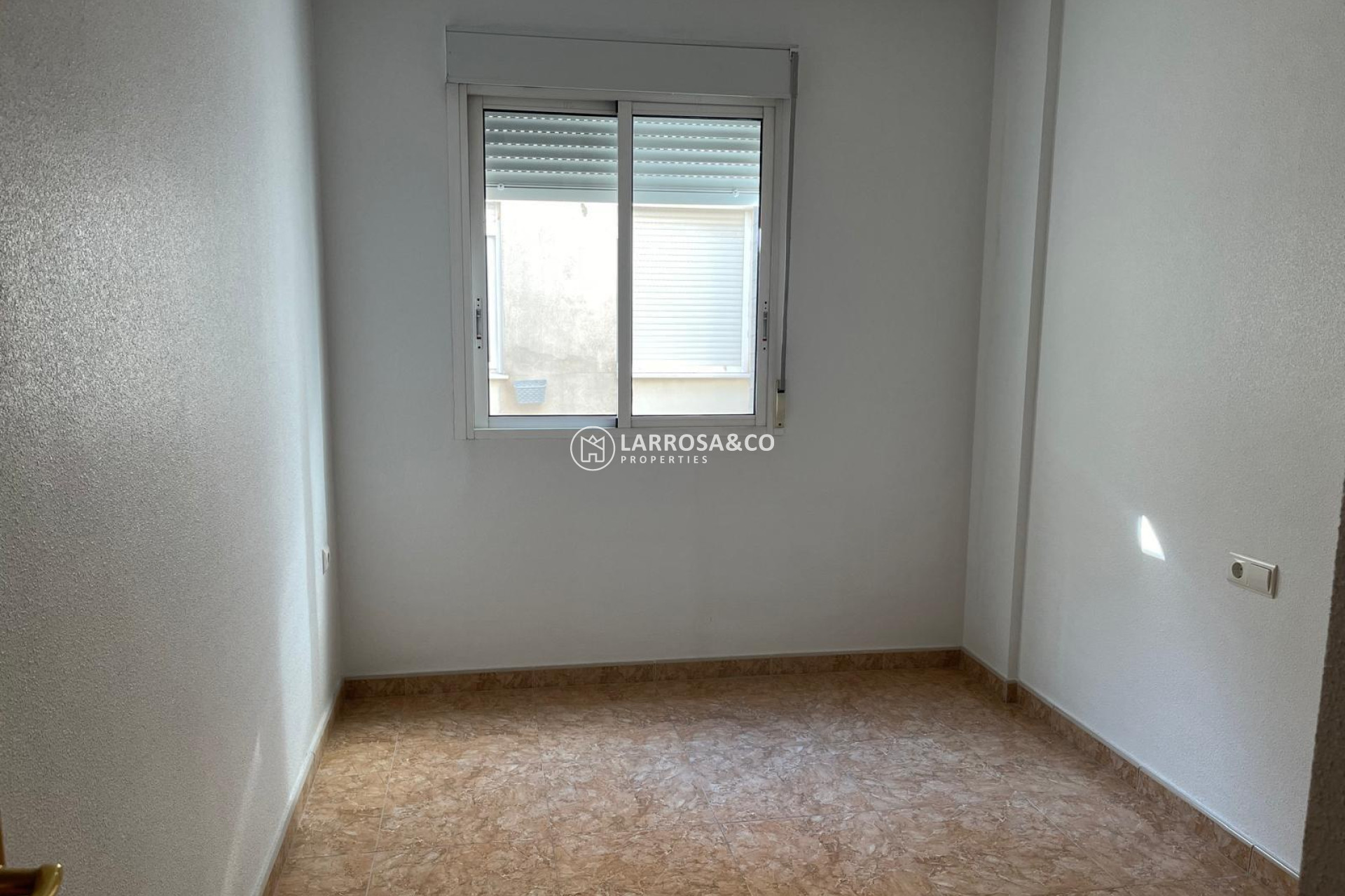 Resale - Apartment - Almoradí