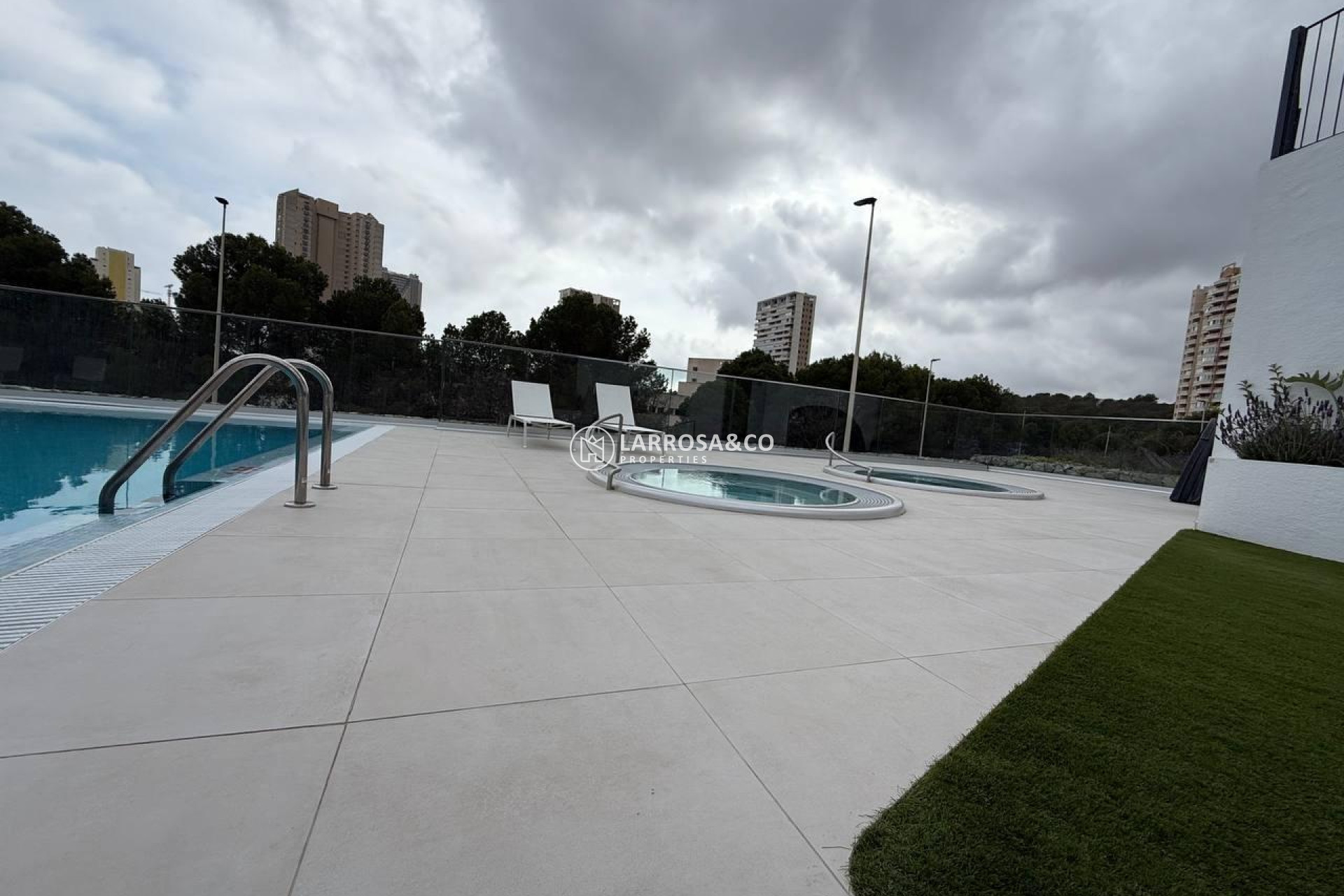 Resale - Apartment - Benidorm - Playa de Poniente