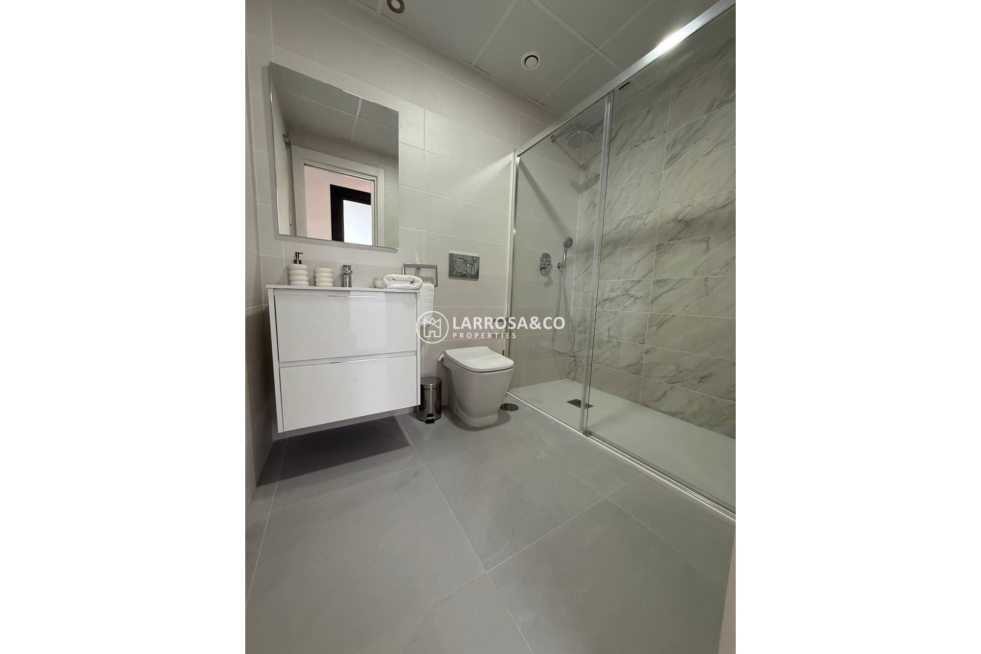 Resale - Apartment - Benidorm - Playa de Poniente