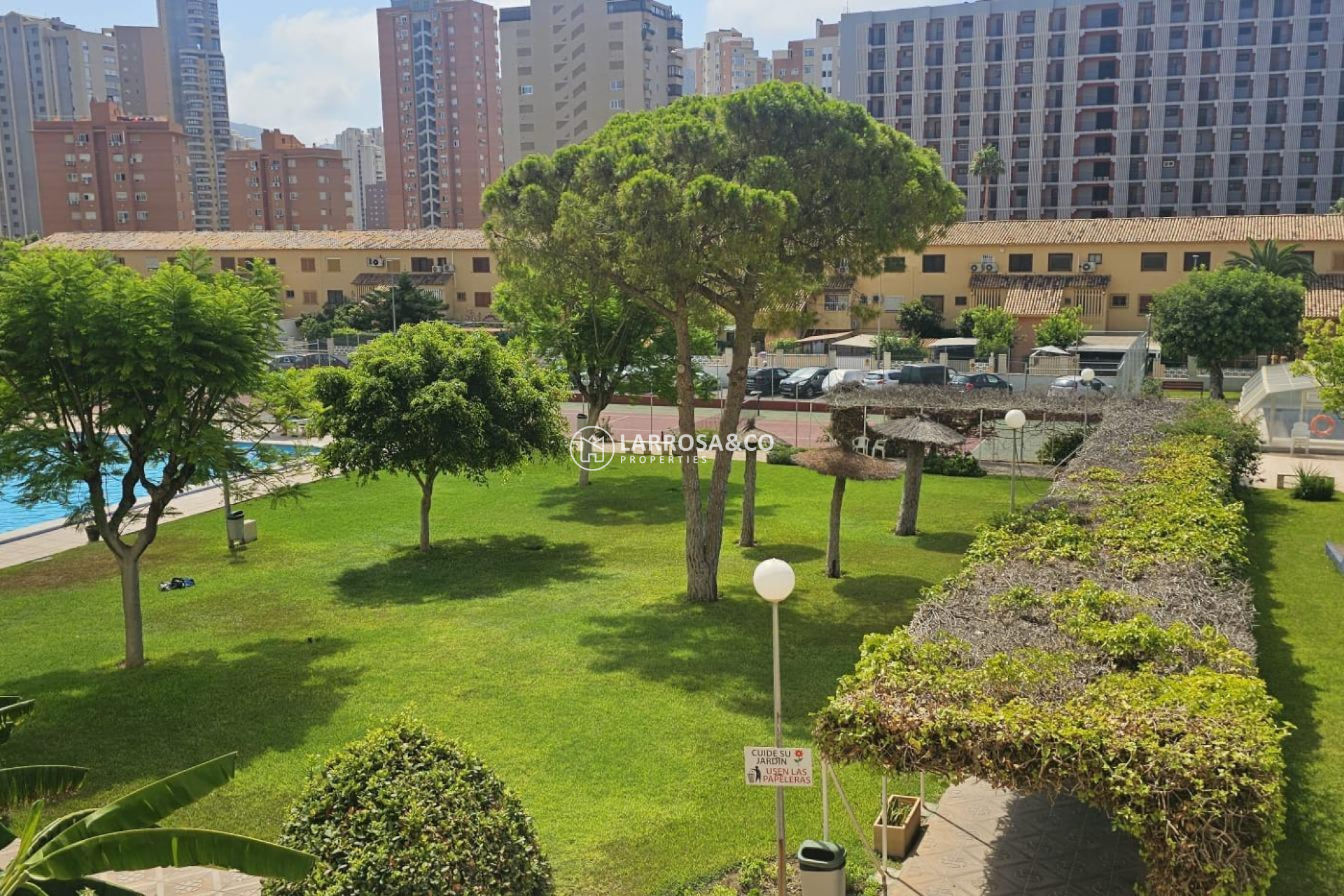 Resale - Apartment - Benidorm