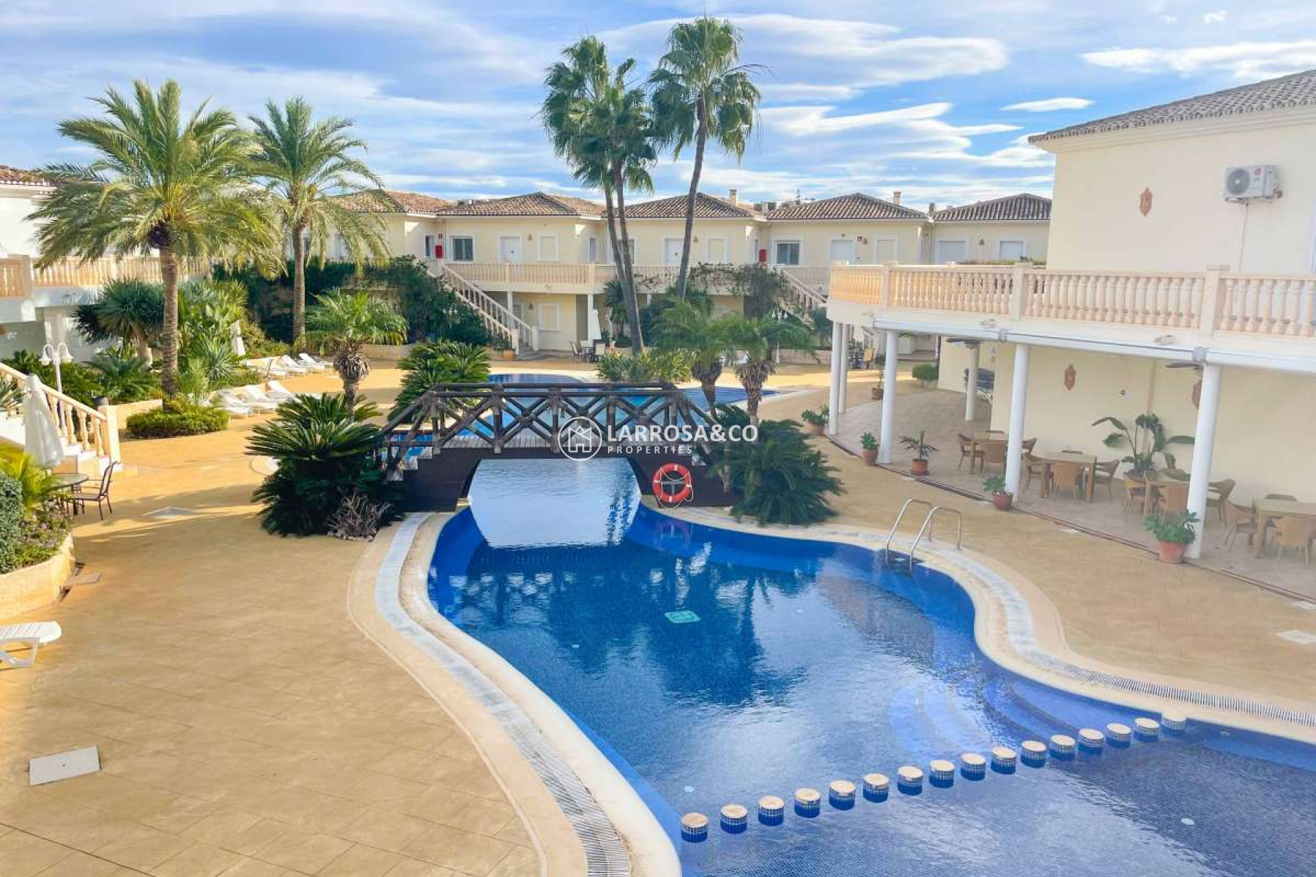 Resale - Apartment - Benissa Costa - Costa Blanca