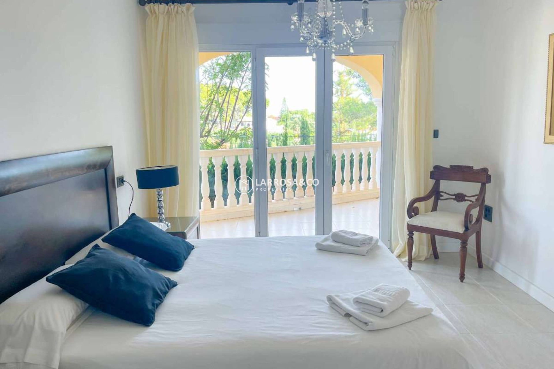 Resale - Apartment - Benissa Costa - Costa Blanca