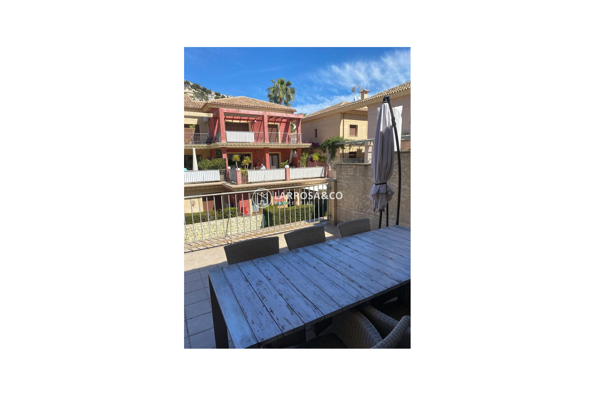 Resale - Apartment - Benissa Costa - Costa Blanca
