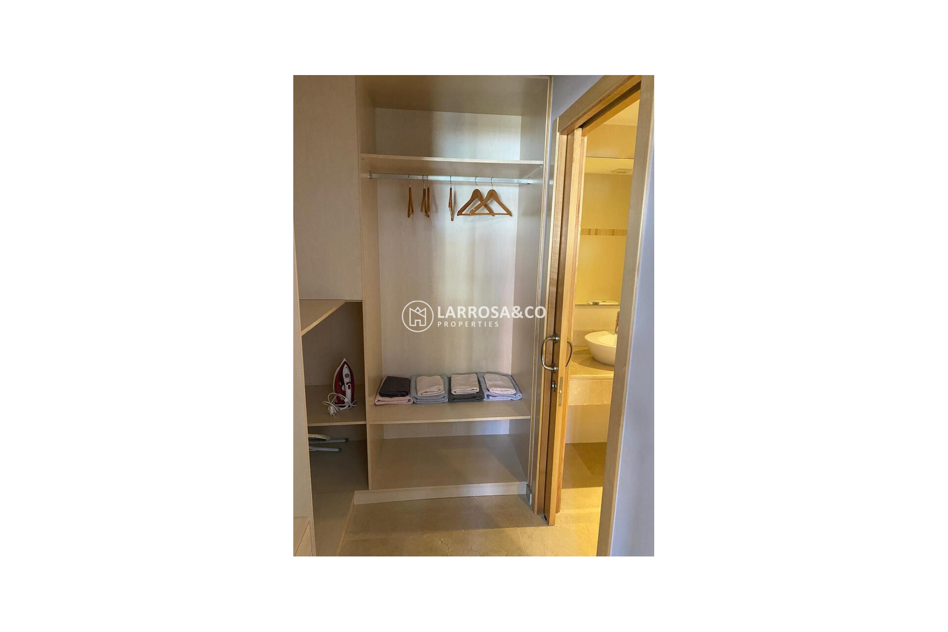 Resale - Apartment - Benissa Costa - Costa Blanca