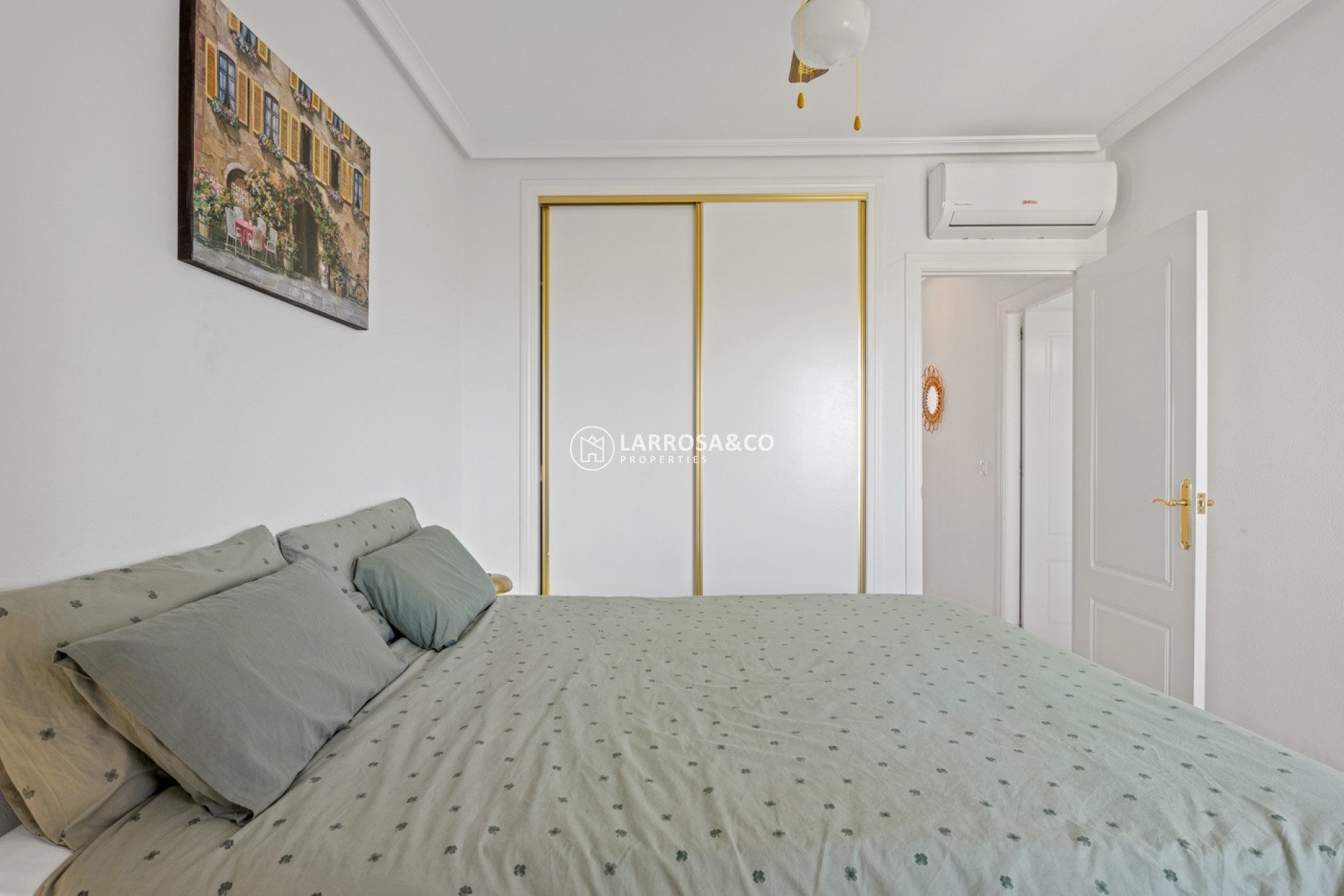 Resale - Apartment - Daya Nueva - Costa Blanca