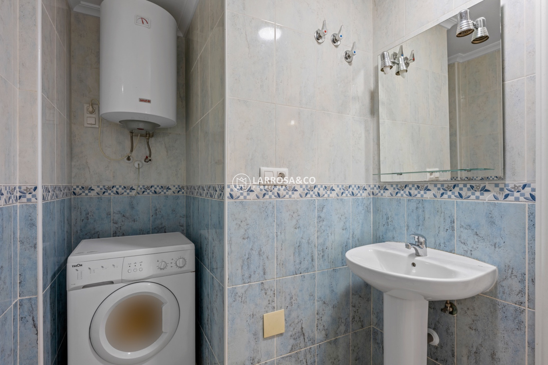 Resale - Apartment - Daya Nueva - Costa Blanca