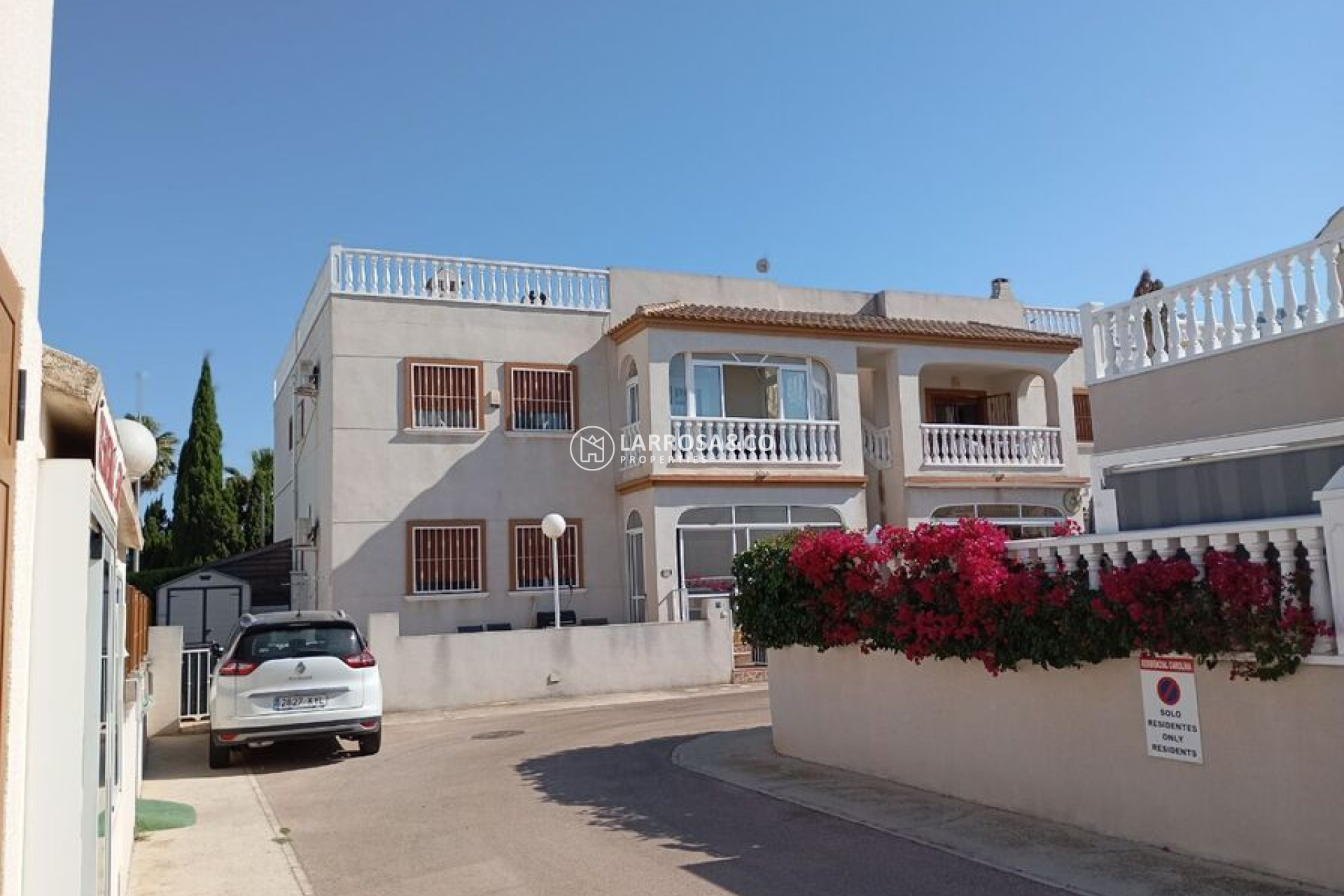 Resale - Apartment - Daya Vieja - Costa Blanca