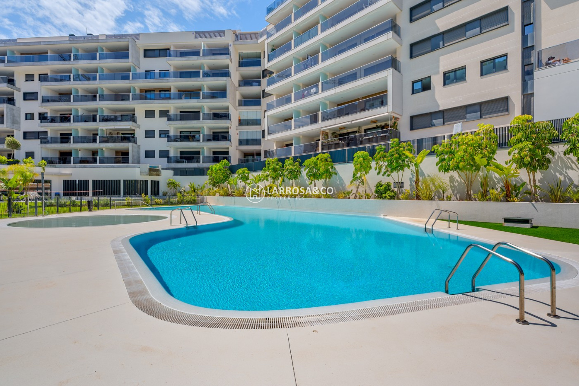 Resale - Apartment - Dehesa de Campoamor - Costa Blanca