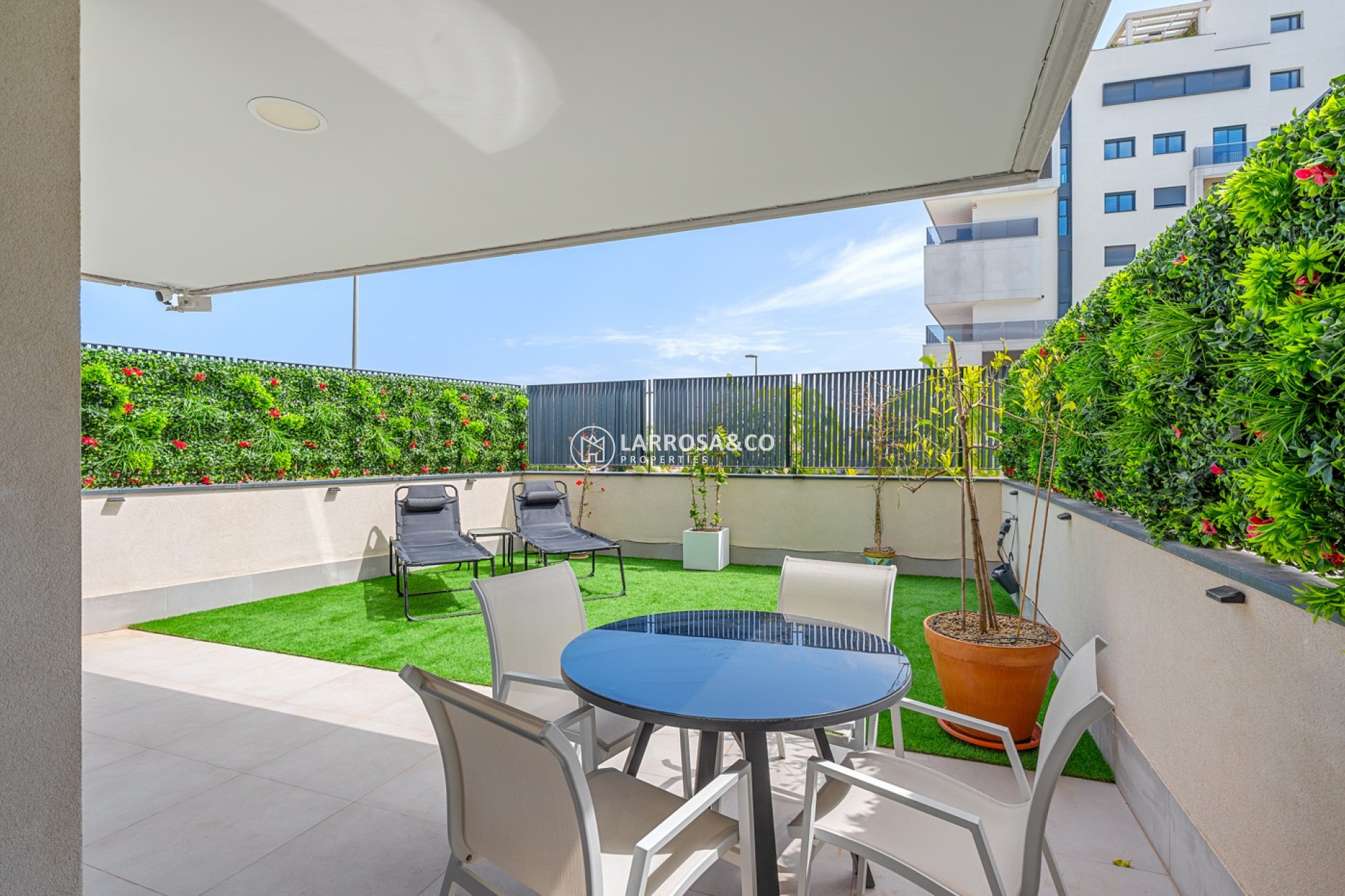 Resale - Apartment - Dehesa de Campoamor - Costa Blanca