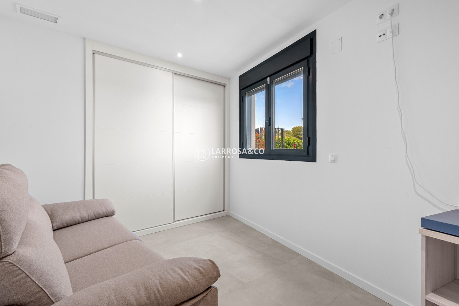 Resale - Apartment - Dehesa de Campoamor - Costa Blanca