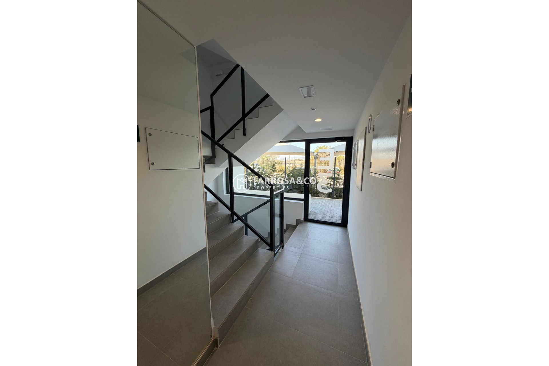 Resale - Apartment - Dehesa de Campoamor - Costa Blanca