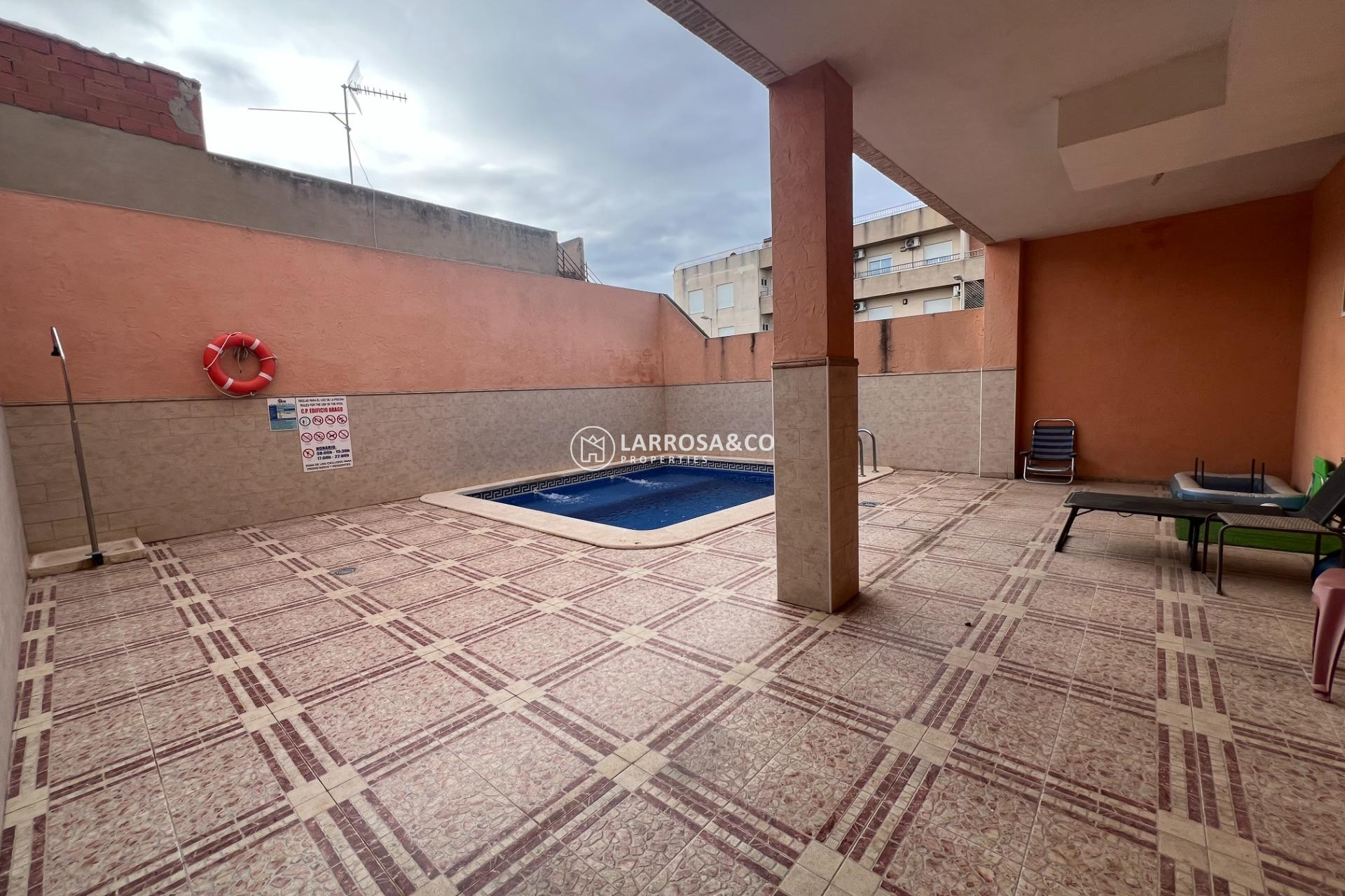 Resale - Apartment - Dolores - Comunidad valenciana
