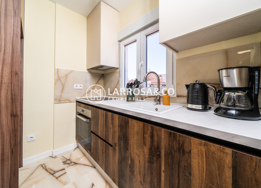 Resale - Apartment - El Chaparral - Costa Blanca