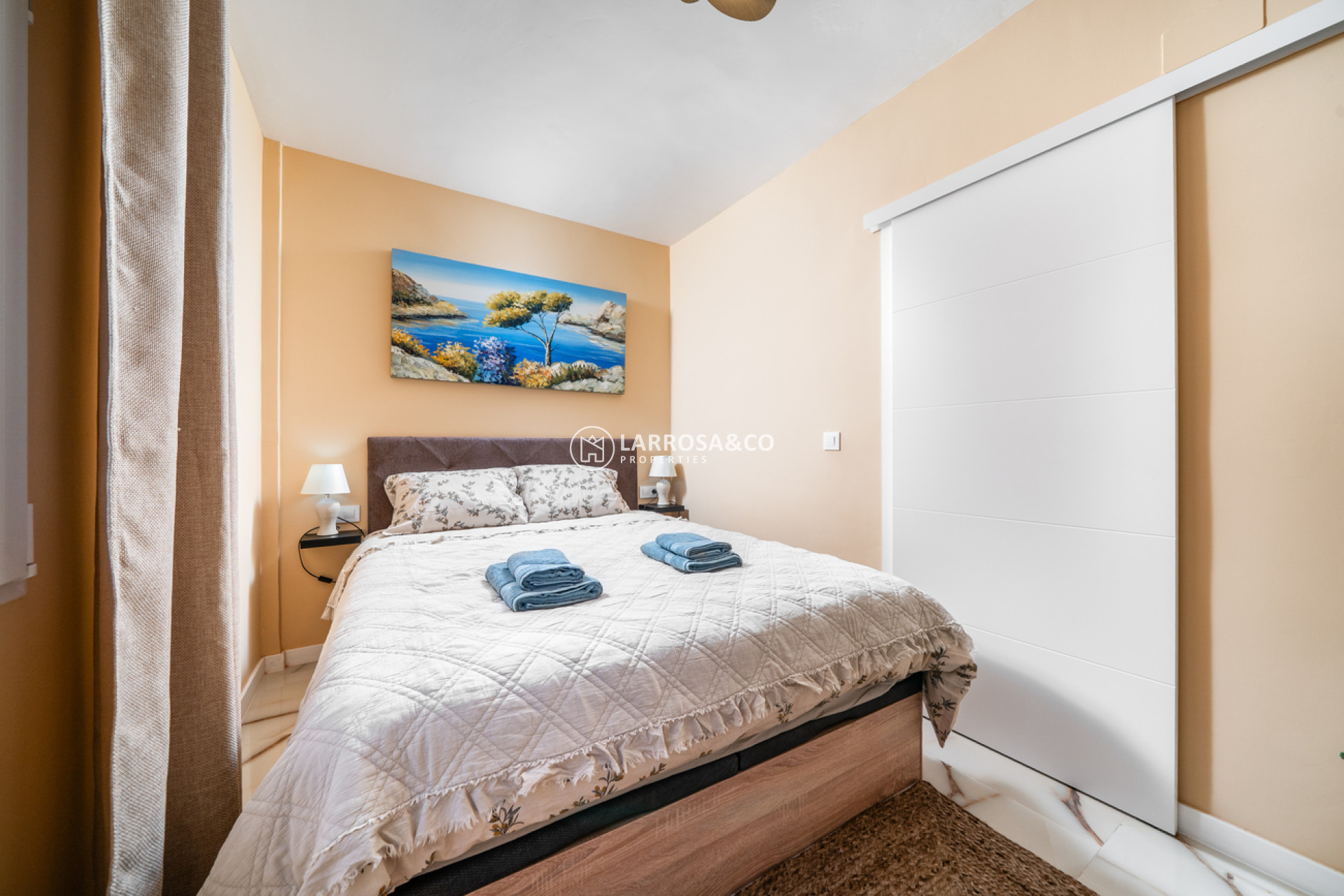 Resale - Apartment - El Chaparral - Costa Blanca