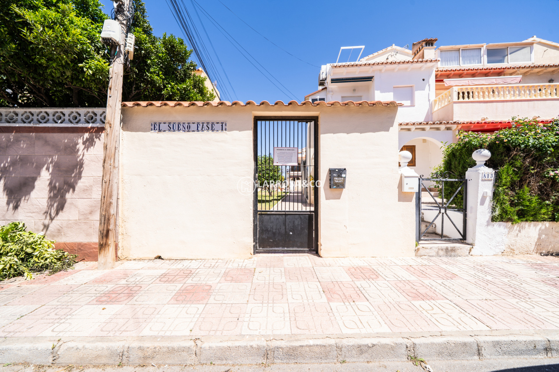 Resale - Apartment - El Chaparral - Costa Blanca