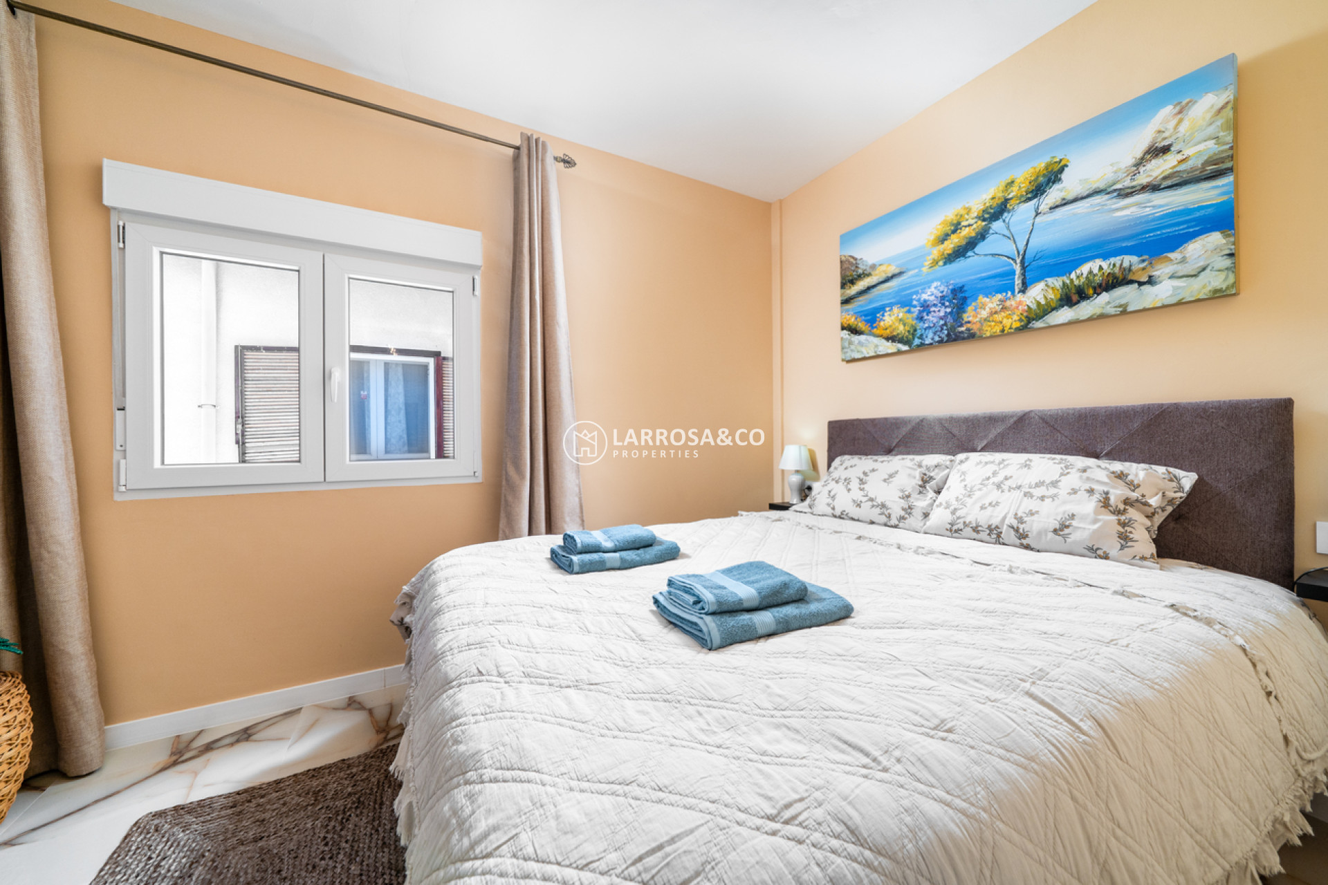Resale - Apartment - El Chaparral - Costa Blanca
