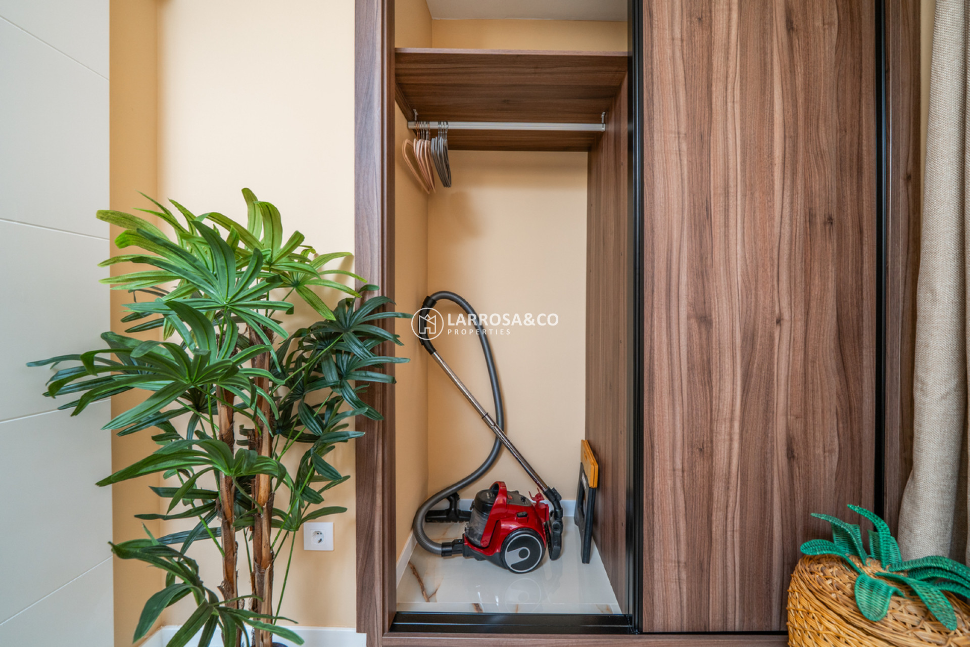 Resale - Apartment - El Chaparral - Costa Blanca