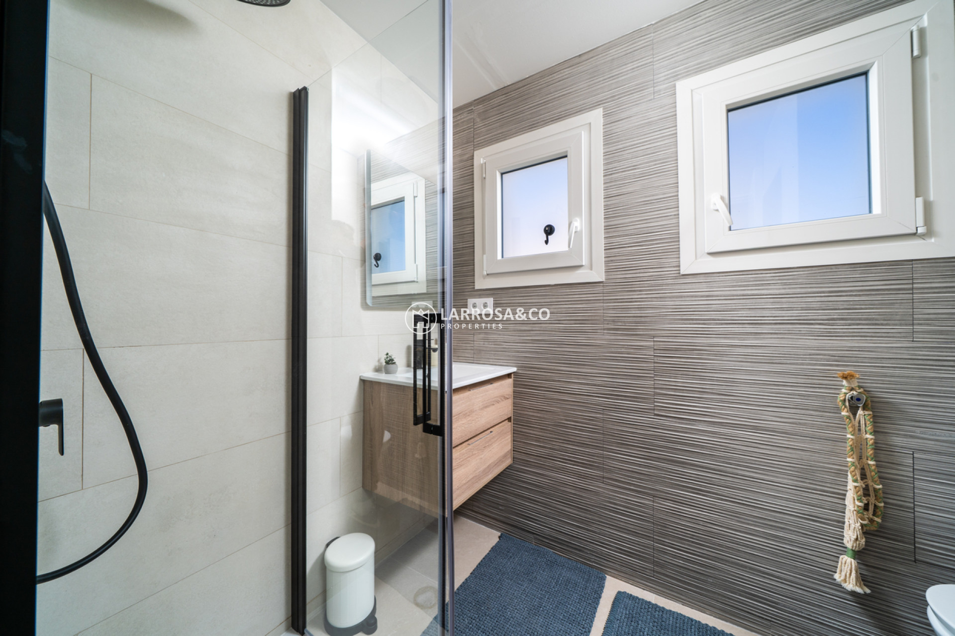 Resale - Apartment - El Chaparral - Costa Blanca