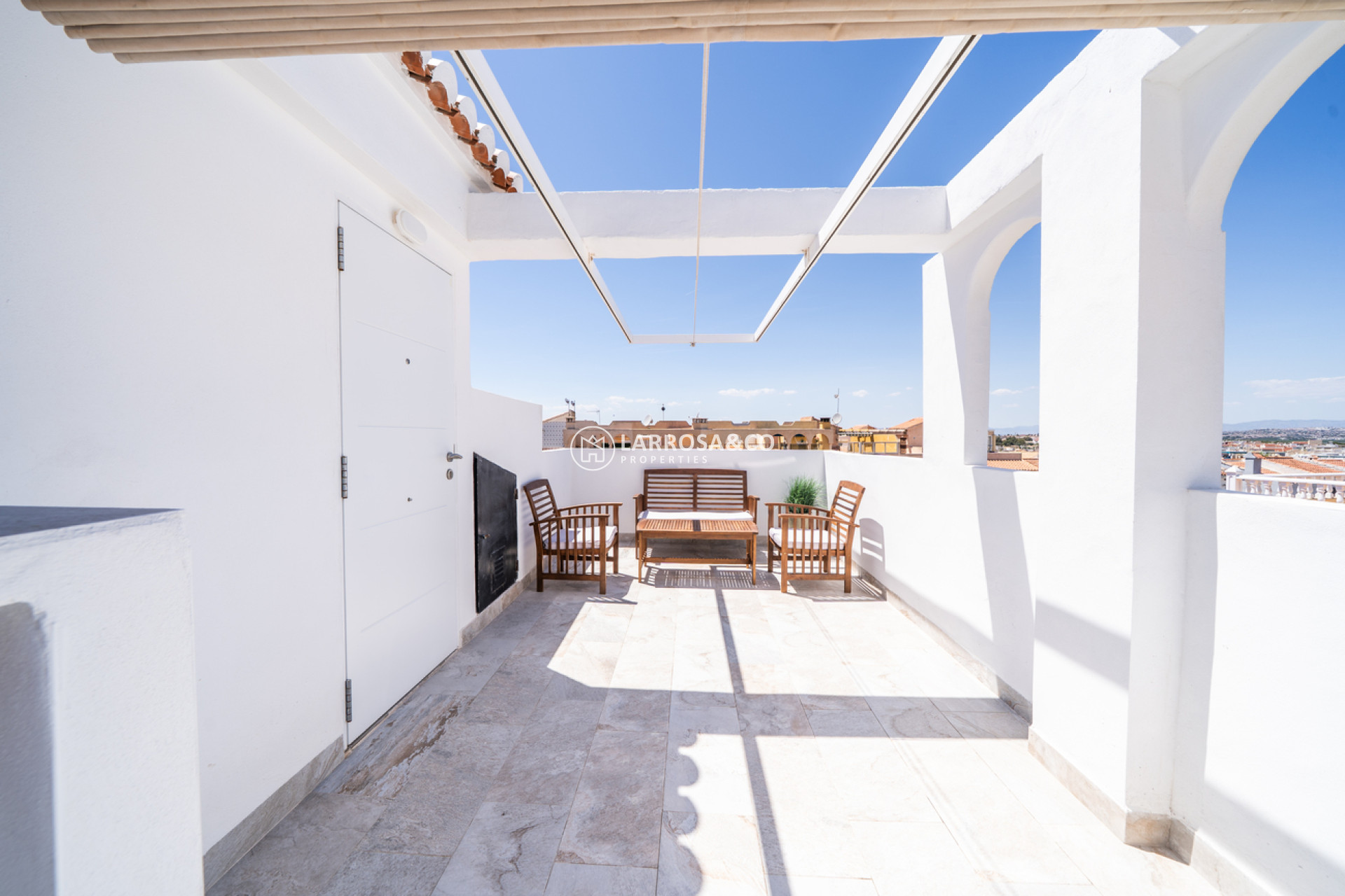 Resale - Apartment - El Chaparral - Costa Blanca