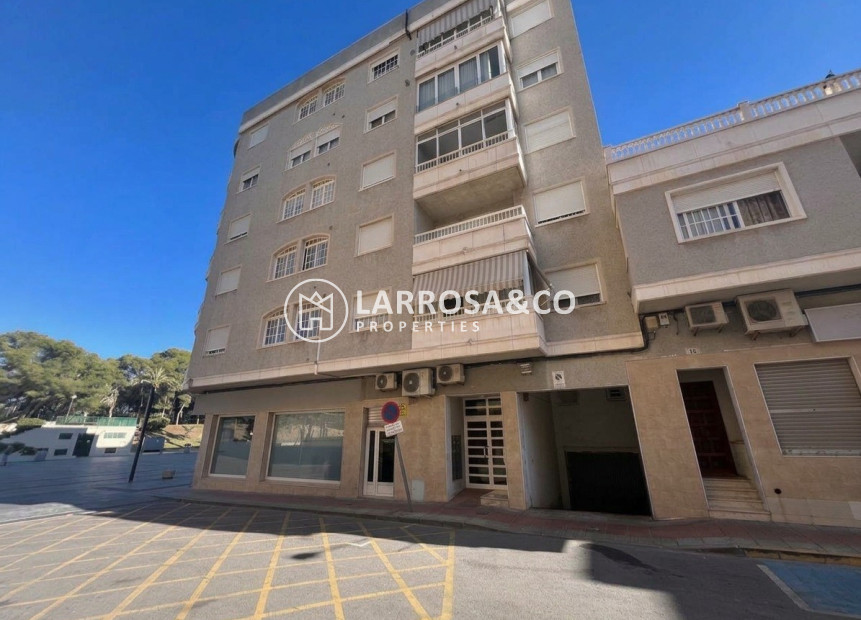 Resale - Apartment - Guardamar del Segura - Avenida los pinos