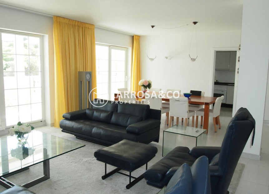 resale-apartment-guardamar-del-segura-beach-living-dining-room-RV2095