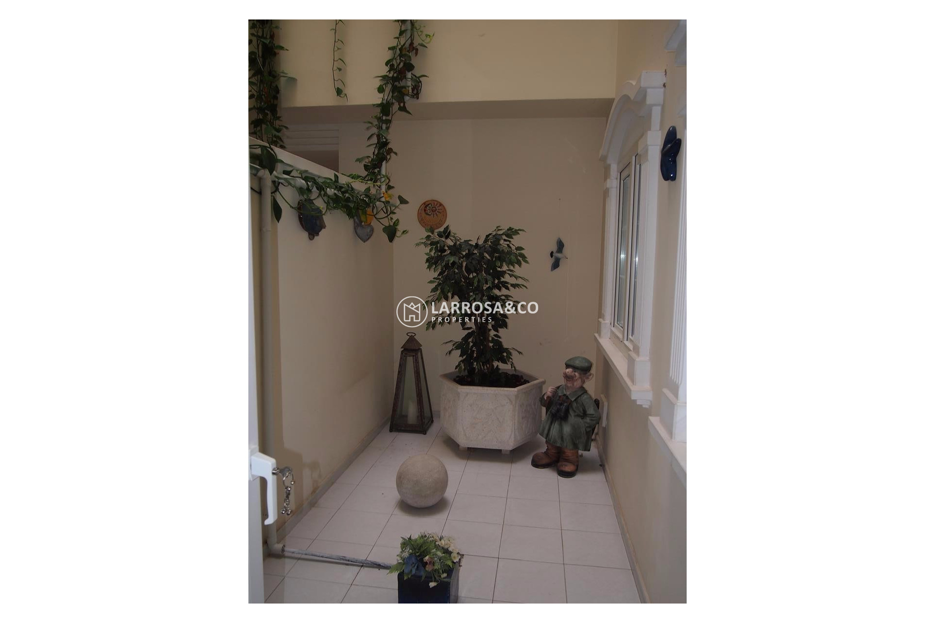 resale-apartment-guardamar-del-segura-beach-patio-RV2095