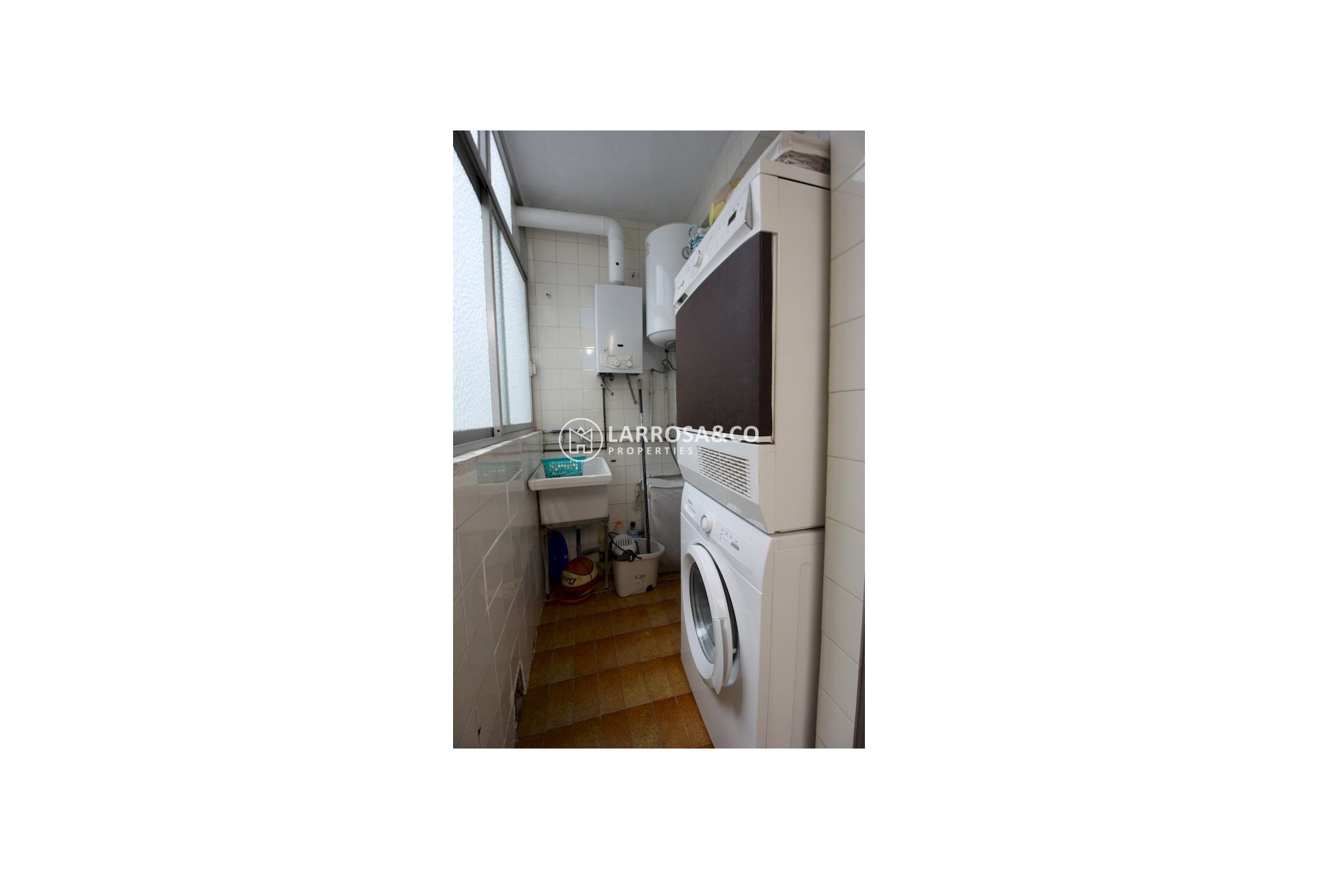 Resale - Apartment - Guardamar del Segura - CALLE PRINCIPAL