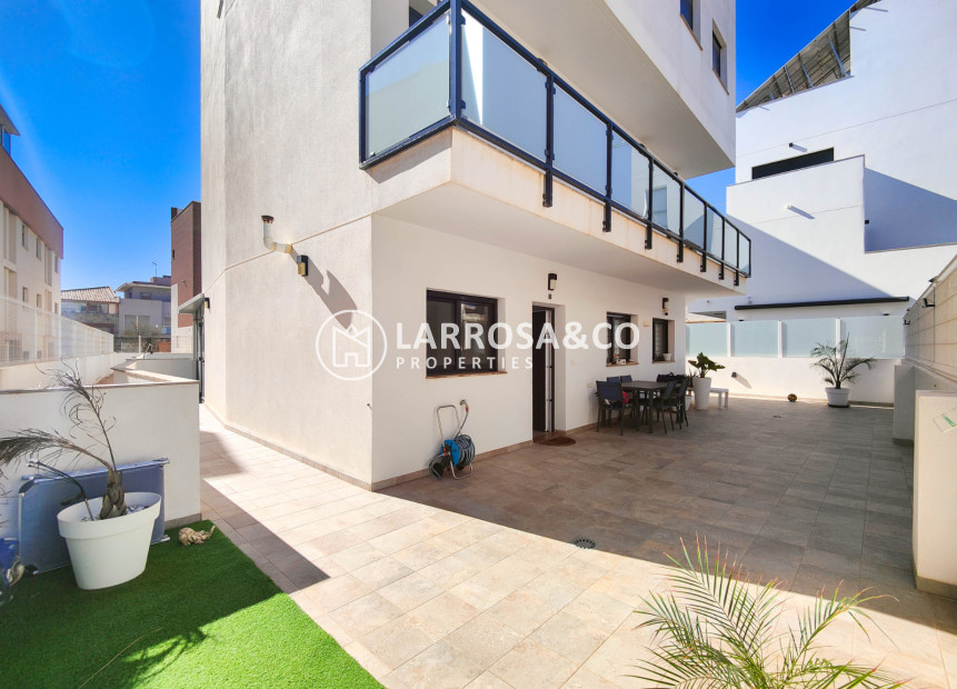 Resale - Apartment - Guardamar del Segura - Costa Blanca