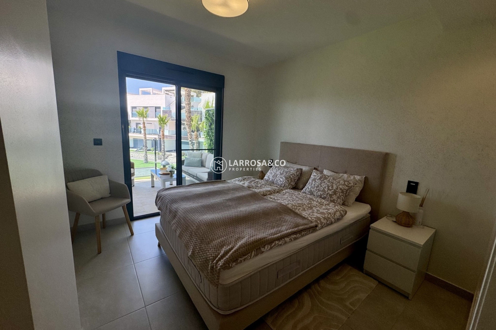 Resale - Apartment - Guardamar del Segura - El Raso