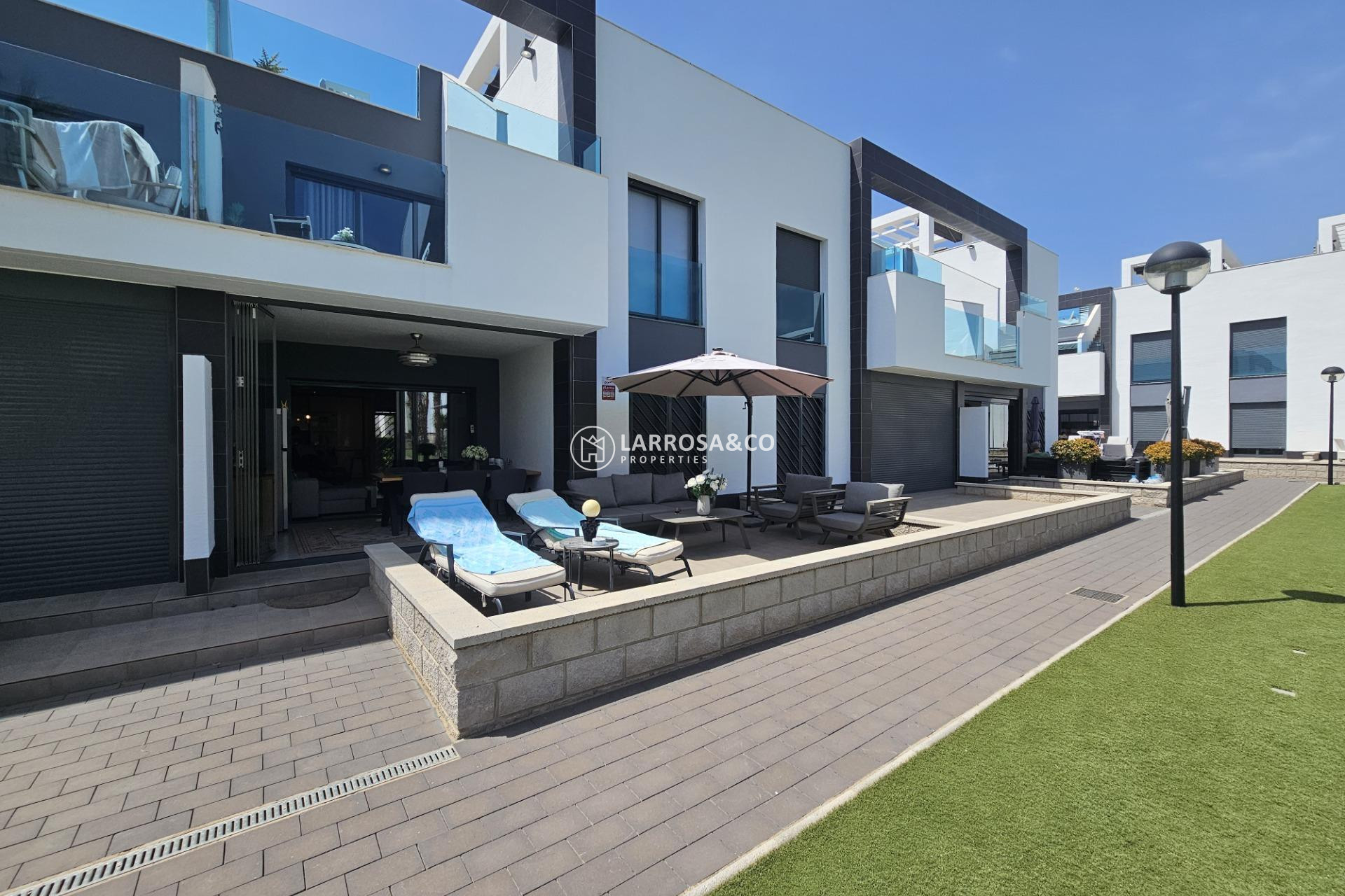 Resale - Apartment - Guardamar del Segura - El Raso