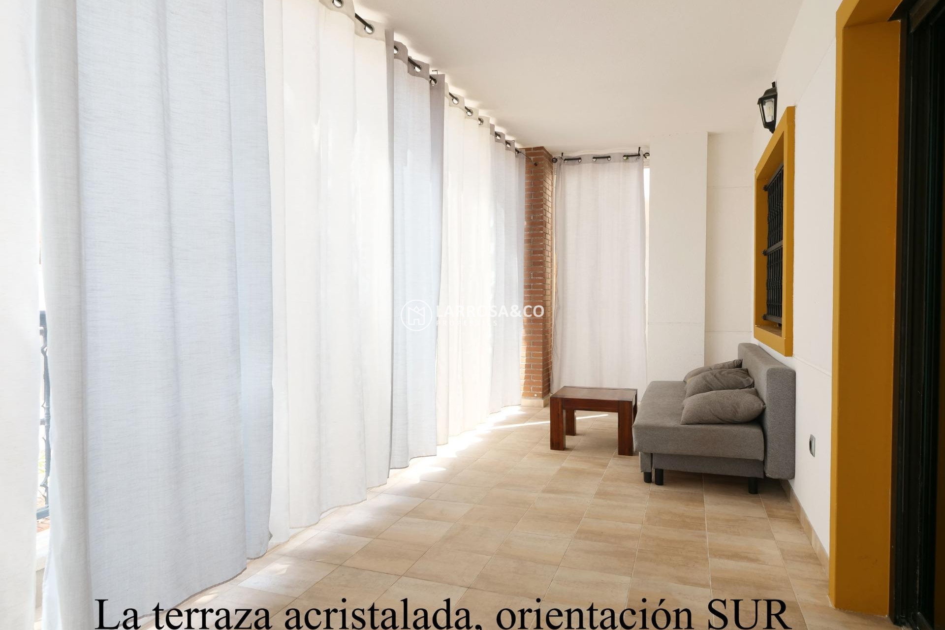 Resale - Apartment - Guardamar del Segura - Marjal beach