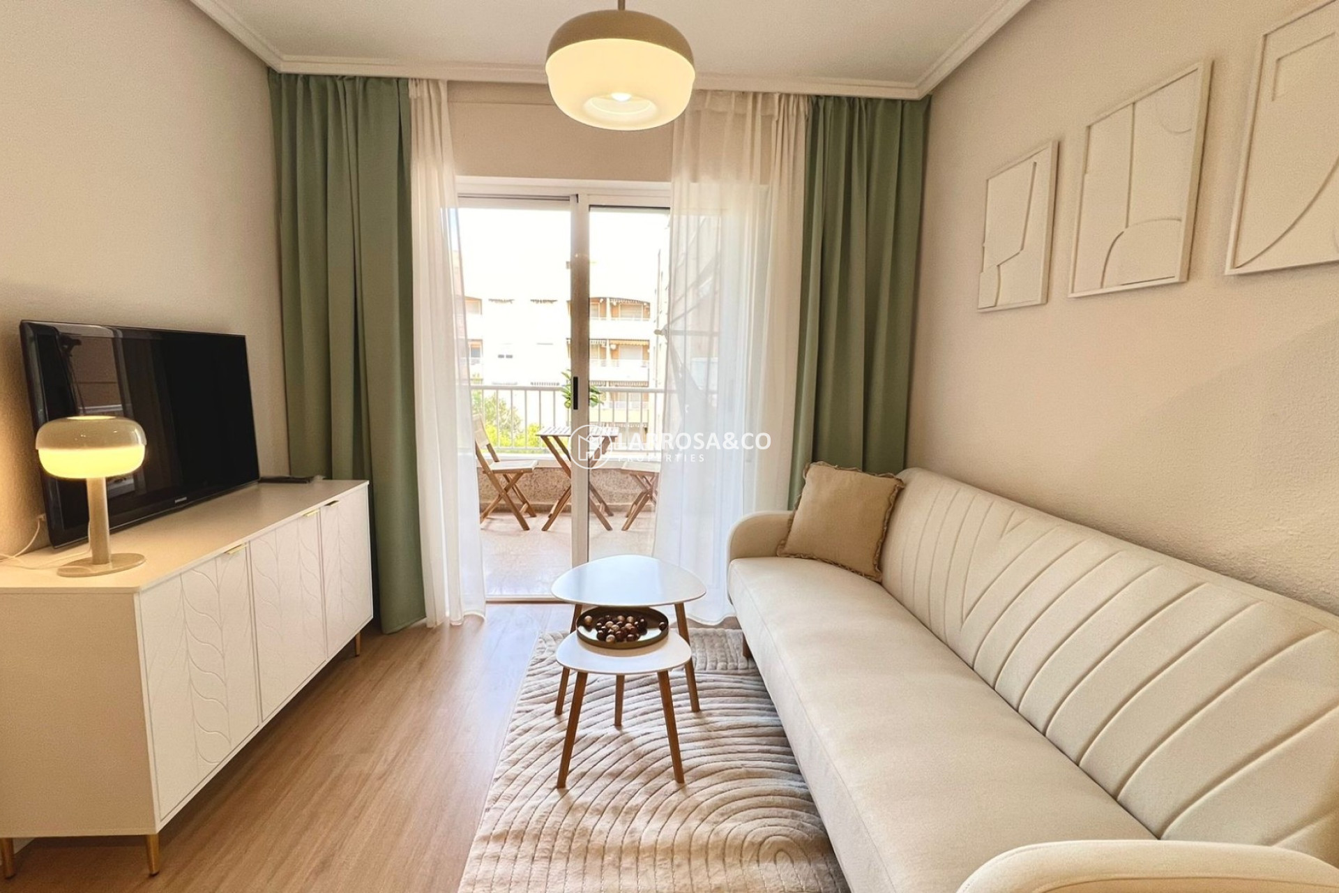 Resale - Apartment - Guardamar del Segura - MERCADONA