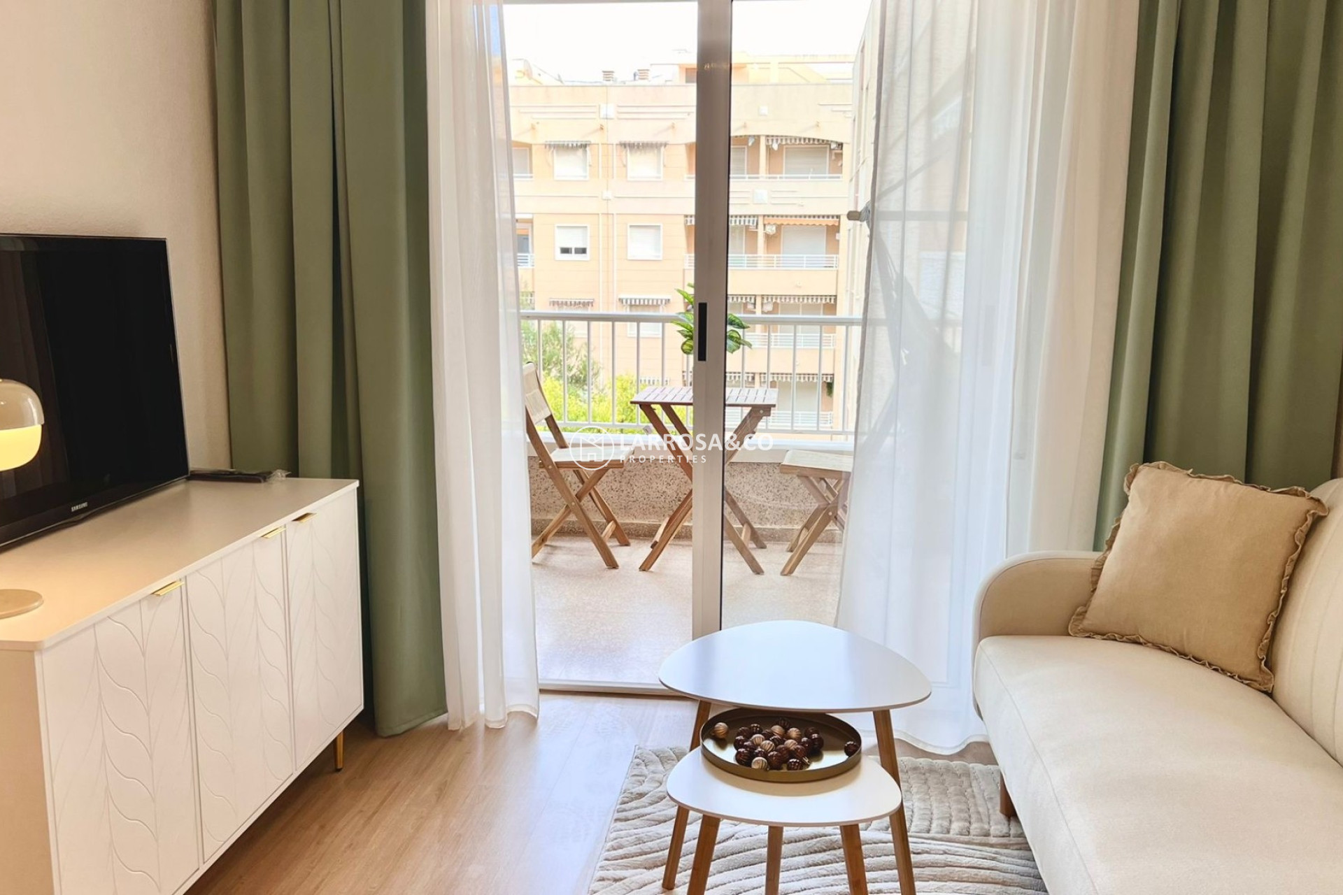 Resale - Apartment - Guardamar del Segura - MERCADONA