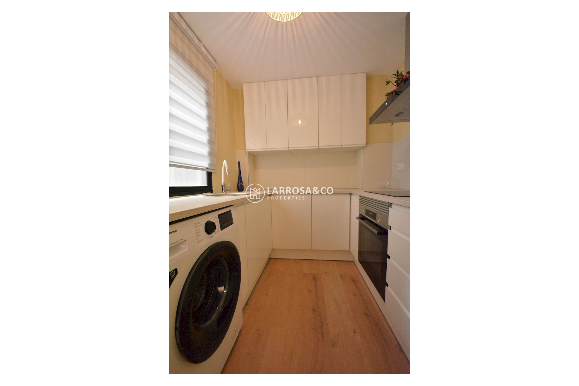 Resale - Apartment - Guardamar del Segura - MERCADONA